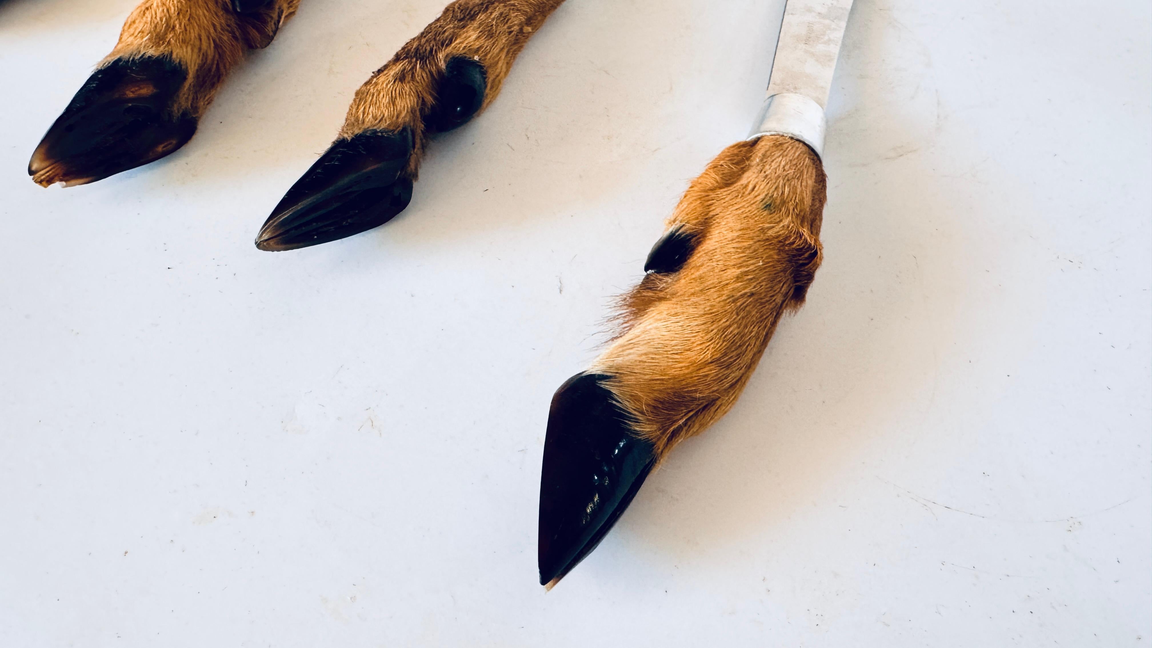 Metal Set of 4 Stainless Steel Serving Utensils with Stag Handle, Game & Salad Service For Sale