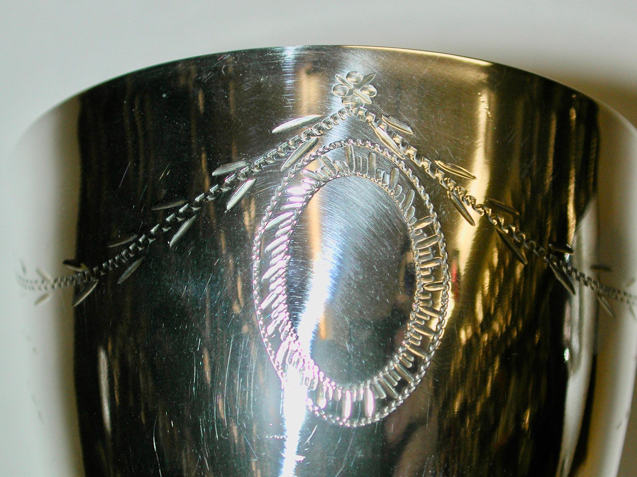 Fine XX secolo Set di 4 pezzi in argento sterling  Calici da vino con taglio brillante in stile Geo 111 Londra 1972 in vendita