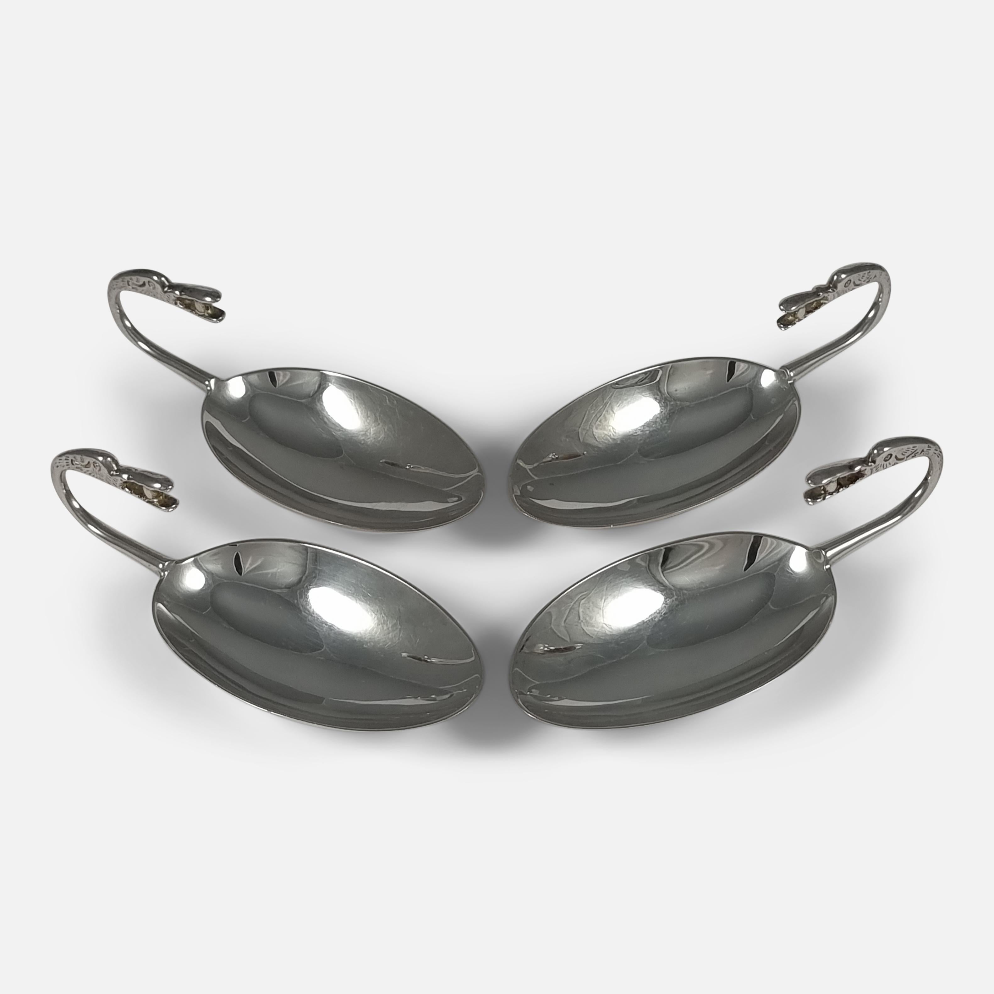Classical Roman Set of 4 Sterling Silver Traprain Dishes or Tastevins, Brook & Son, 1937 For Sale