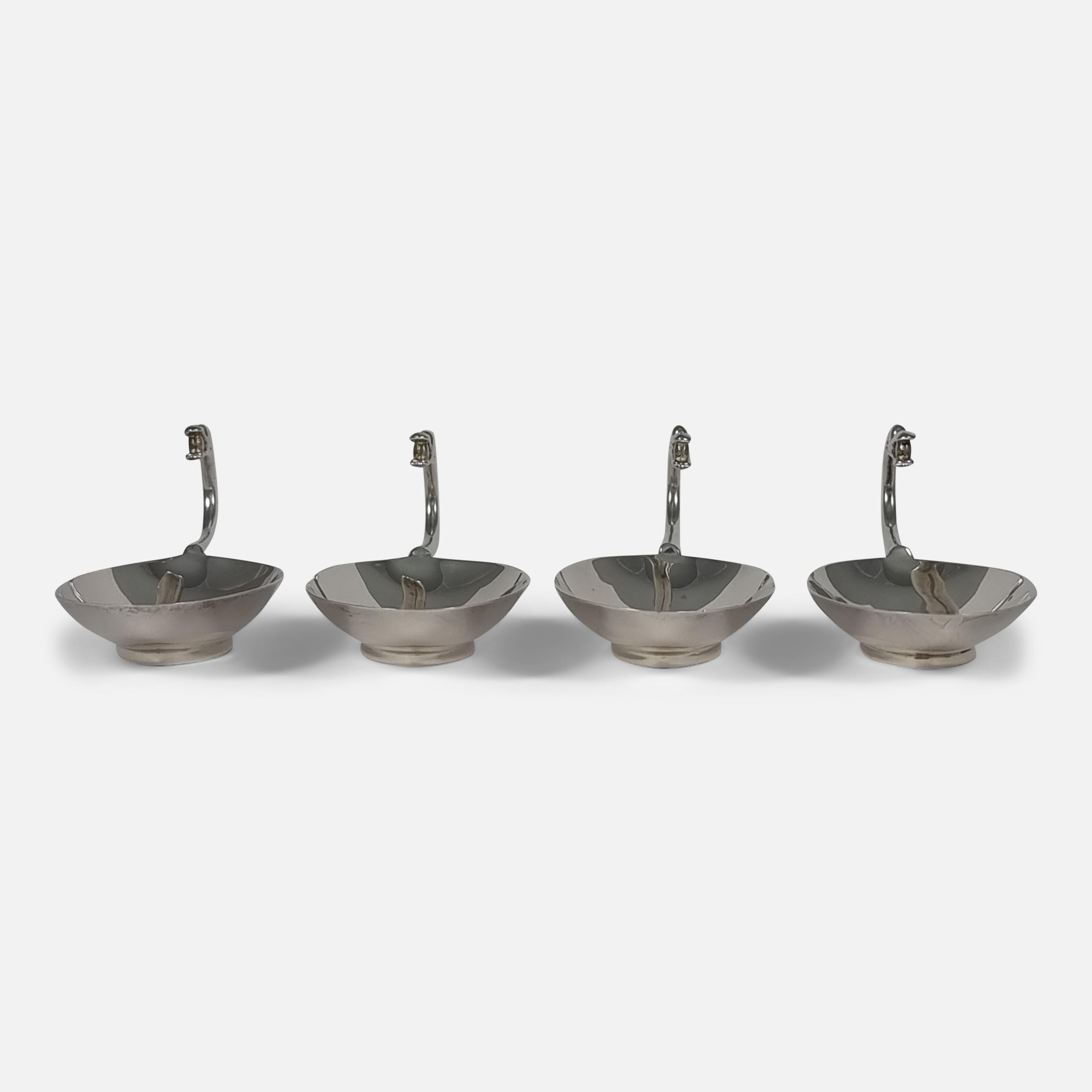 Mid-20th Century Set of 4 Sterling Silver Traprain Dishes or Tastevins, Brook & Son, 1937 For Sale