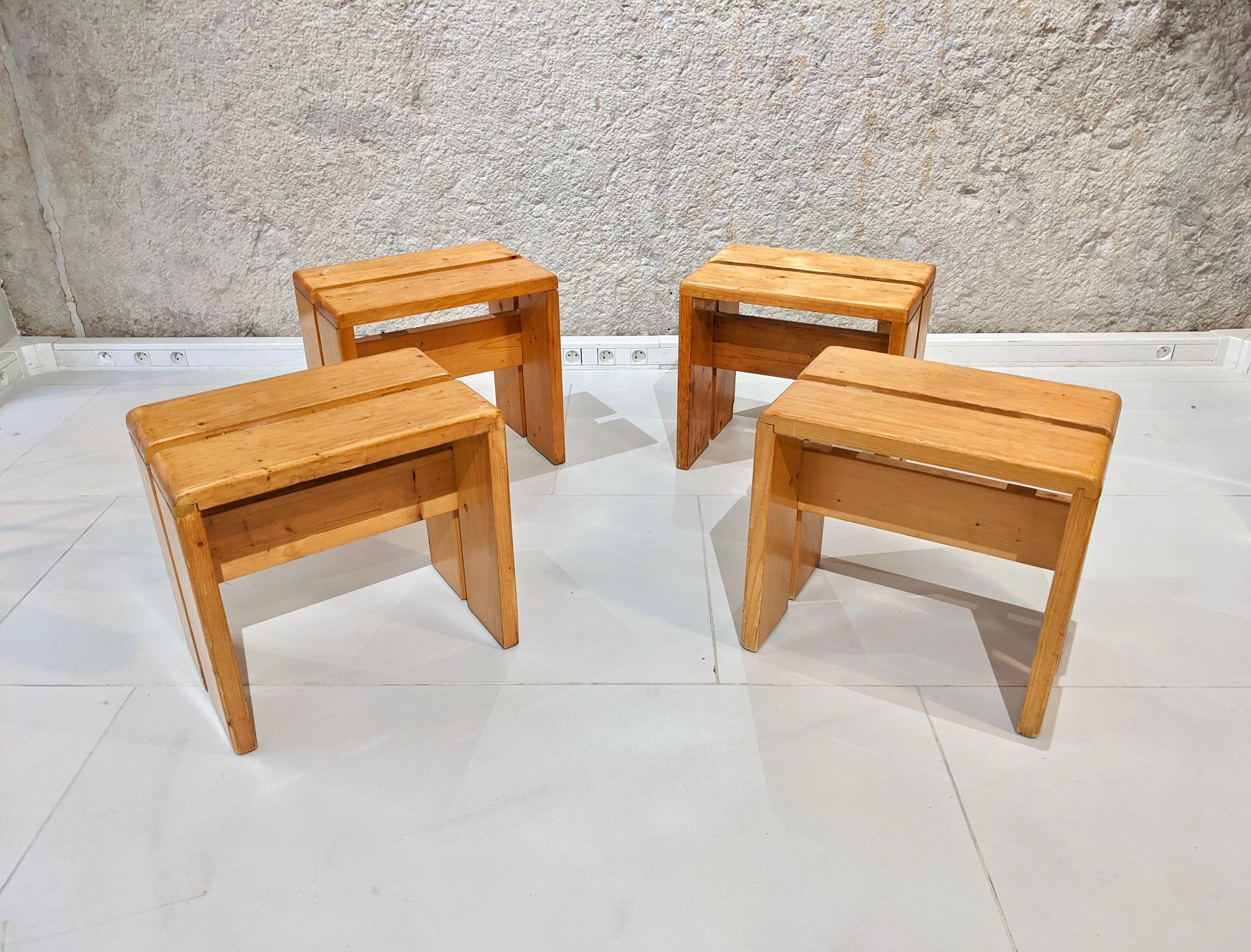 Set of 4 stools for the 