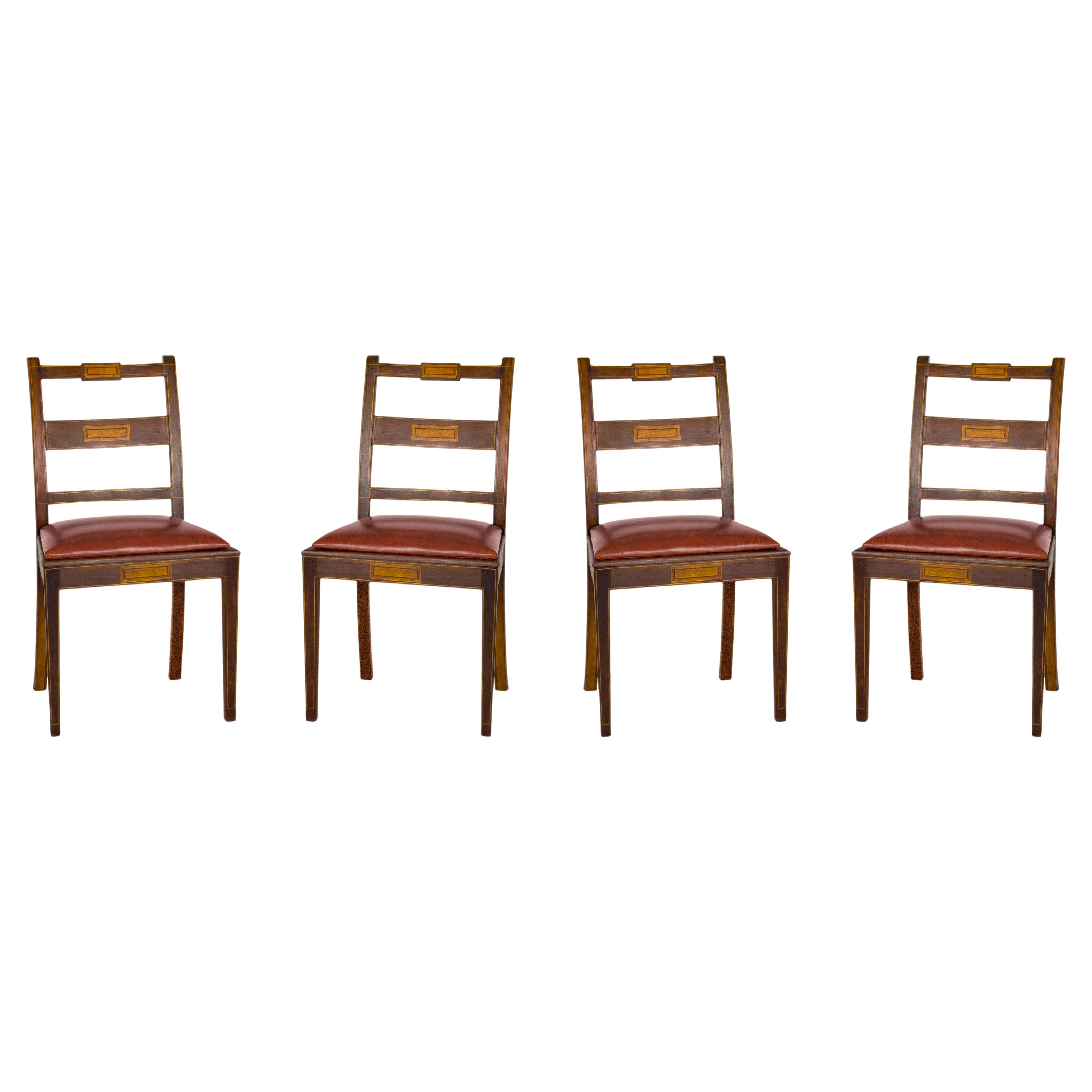 Juego De 4 Sillas De Comedor De Paja Y Cuero, (Siglo XX)