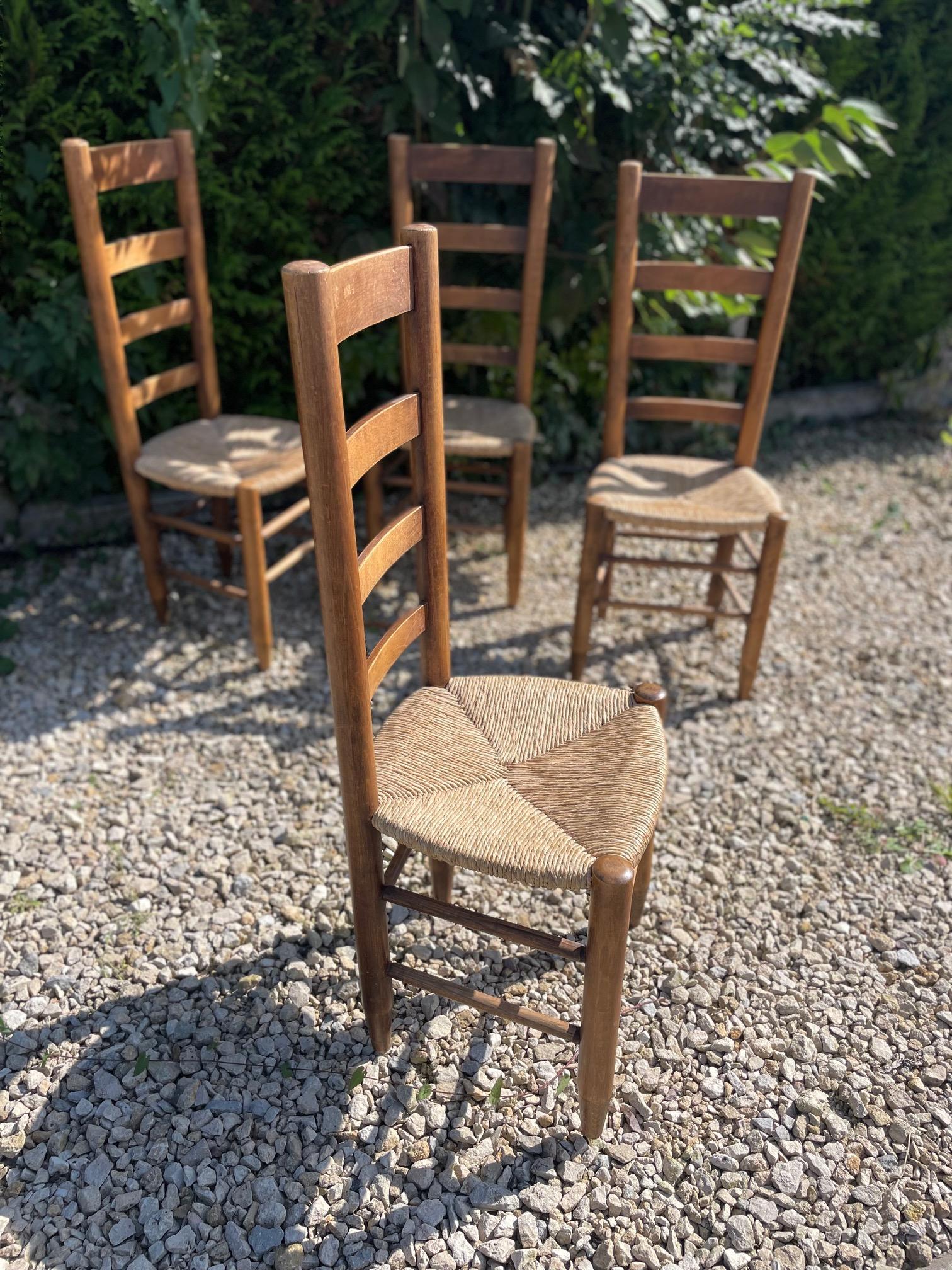 20th Century Set of 4 Straw Chairs in the style of  Charlotte Perriand For Sale