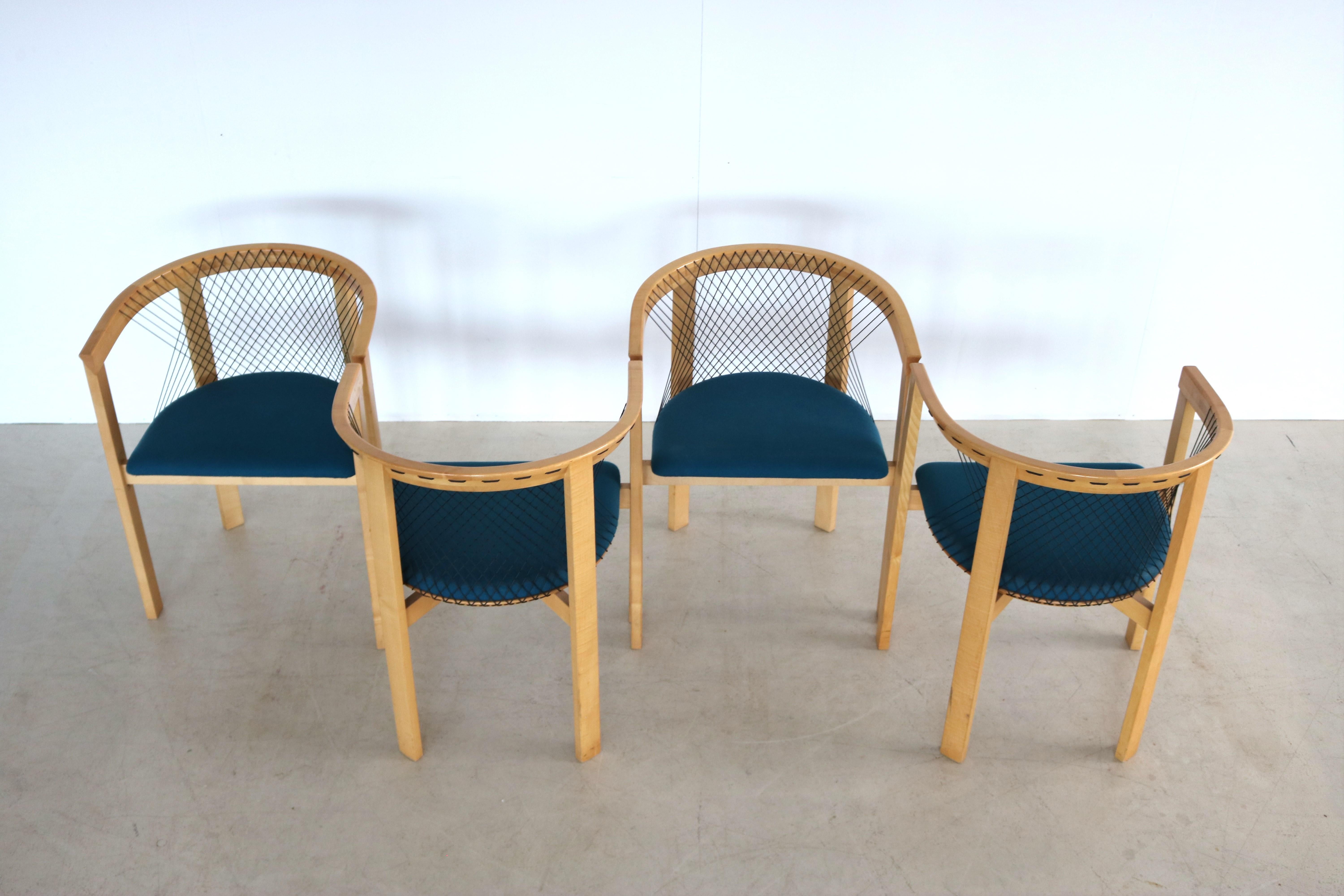 Ensemble de 4 chaises de salle à manger String de Tranekaer  en vente 4