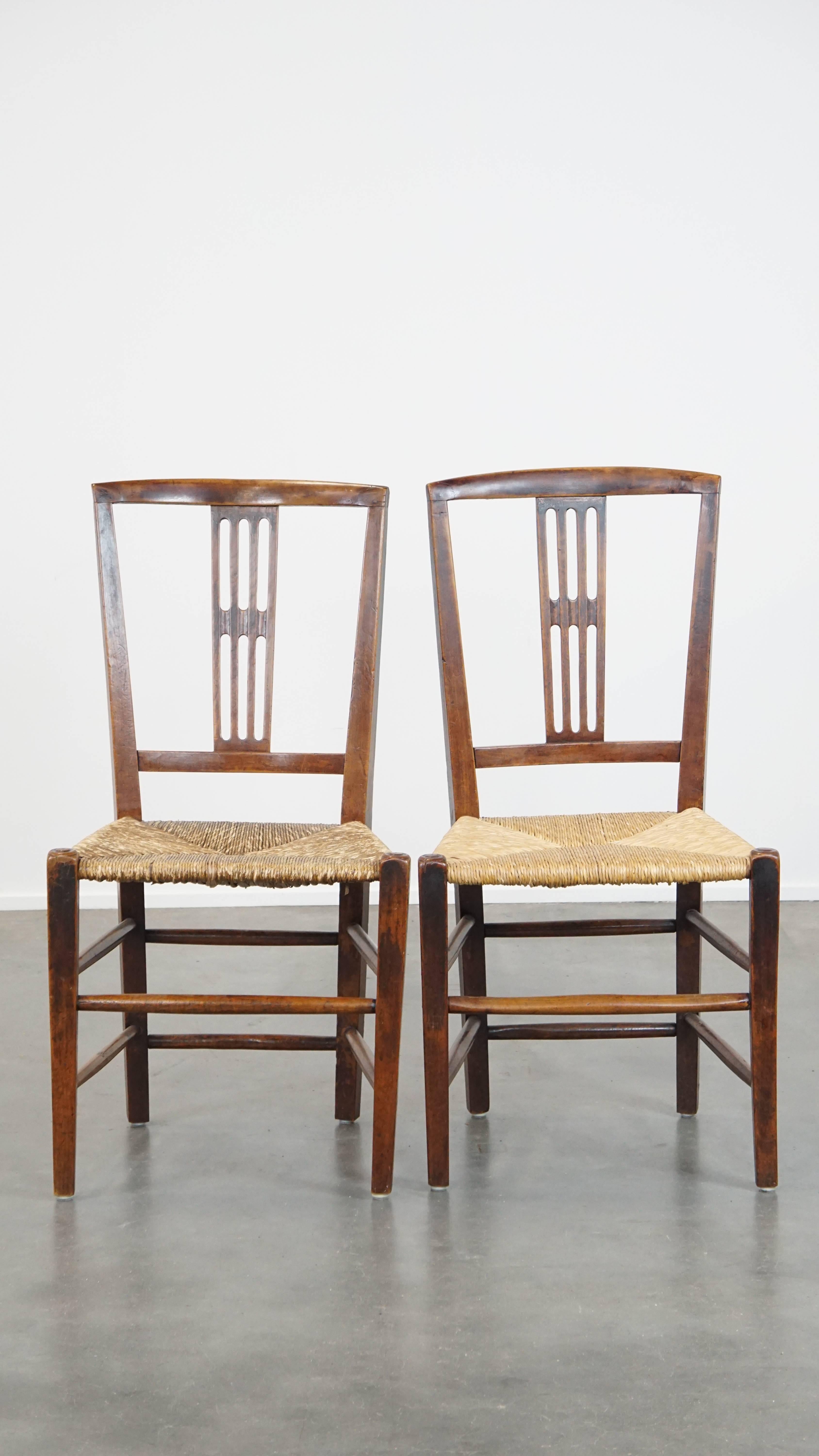Hand-Crafted Set of 4 stunning 19th-century antique English dining chairs with wicker seats For Sale
