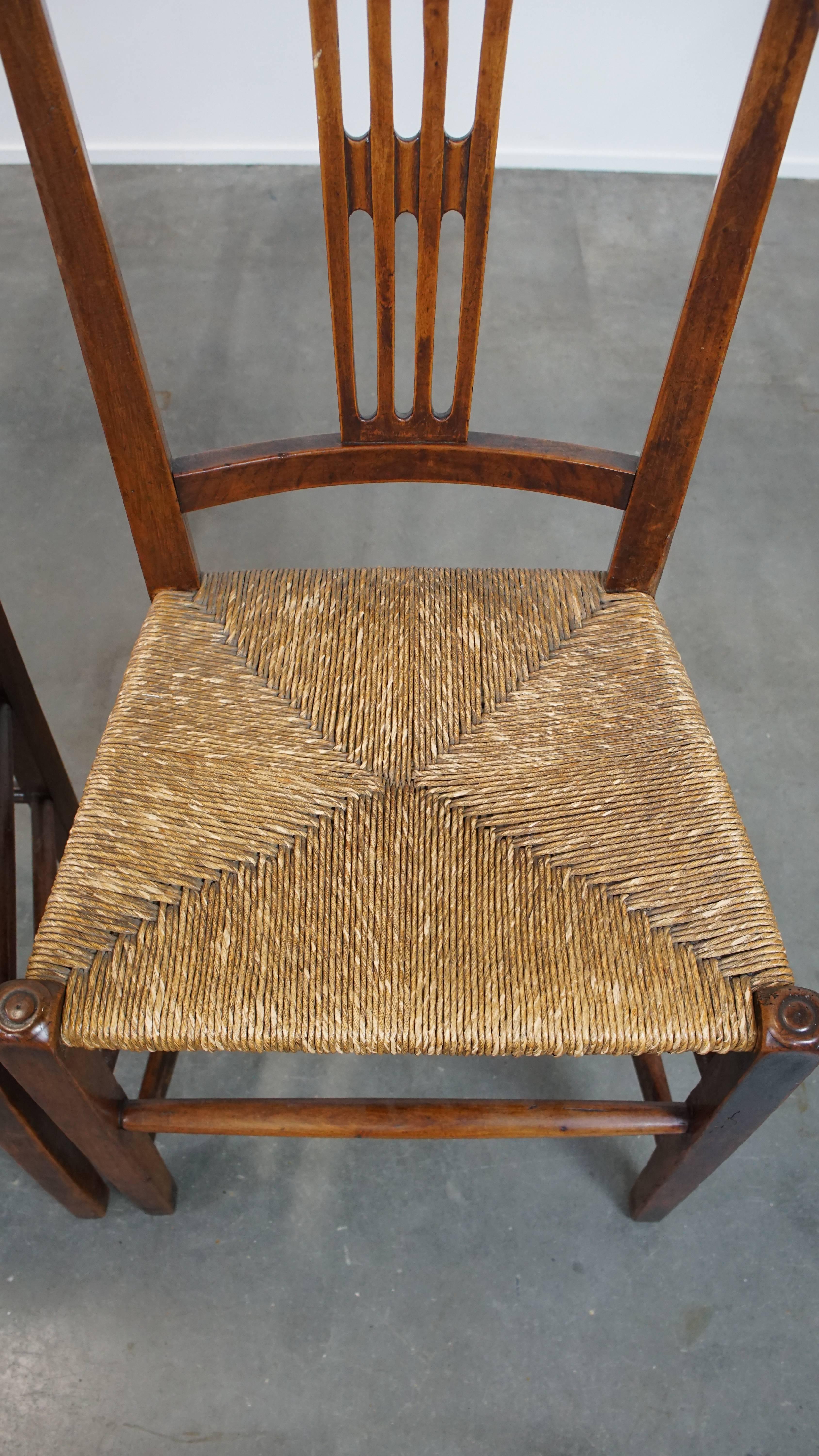 Set of 4 stunning 19th-century antique English dining chairs with wicker seats For Sale 1
