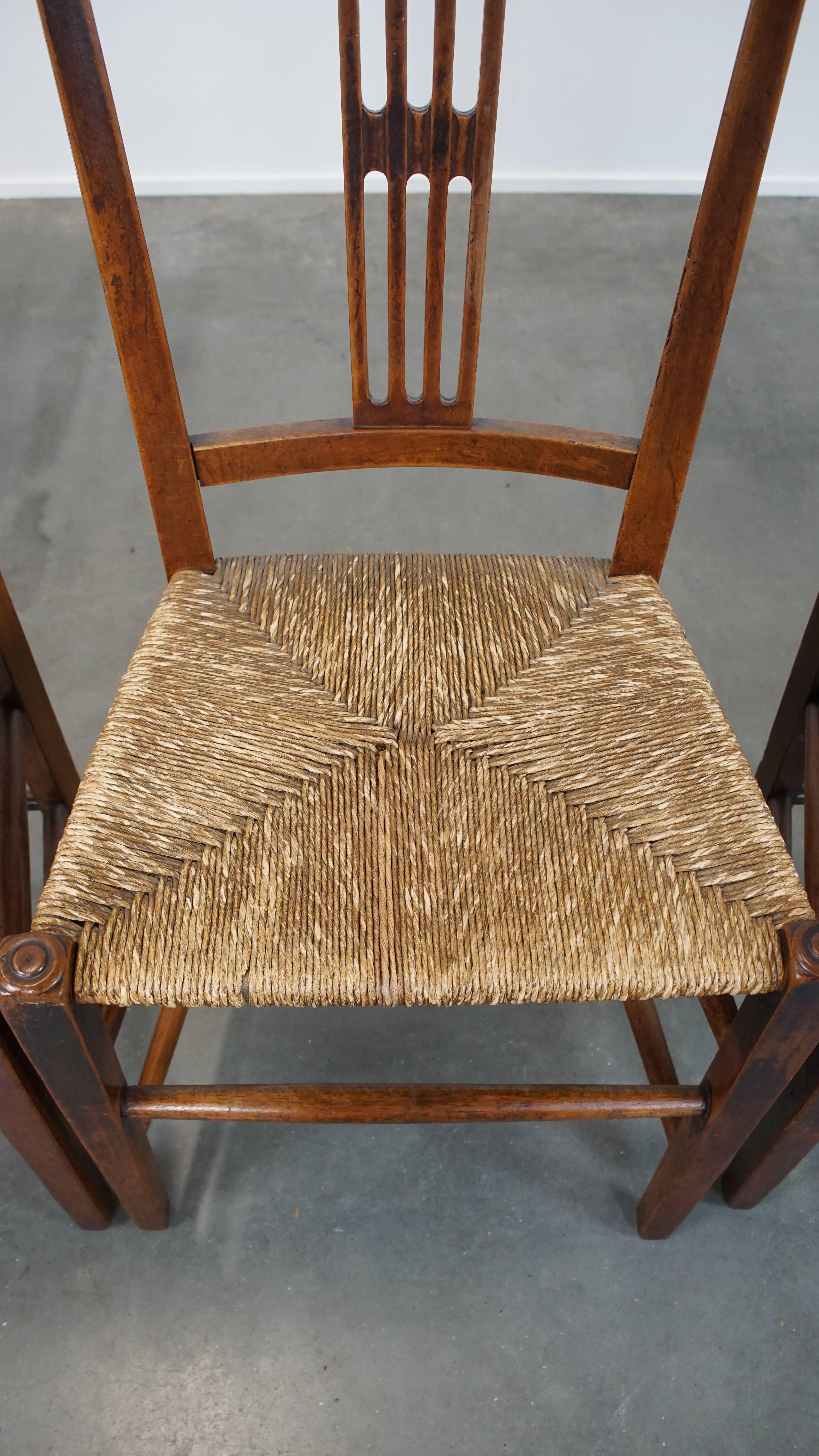 Set of 4 stunning 19th-century antique English dining chairs with wicker seats For Sale 3