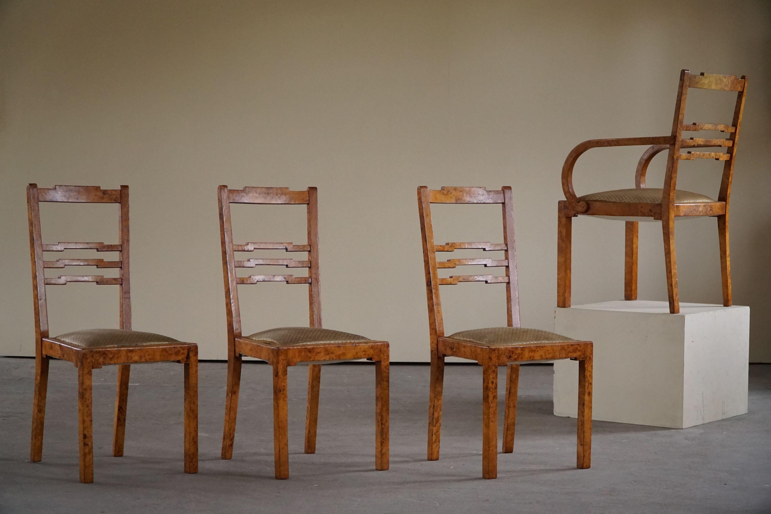 Set of 4 Swedish Art Deco Dining Chairs in Birch Root, Early 20th Century In Good Condition In Odense, DK