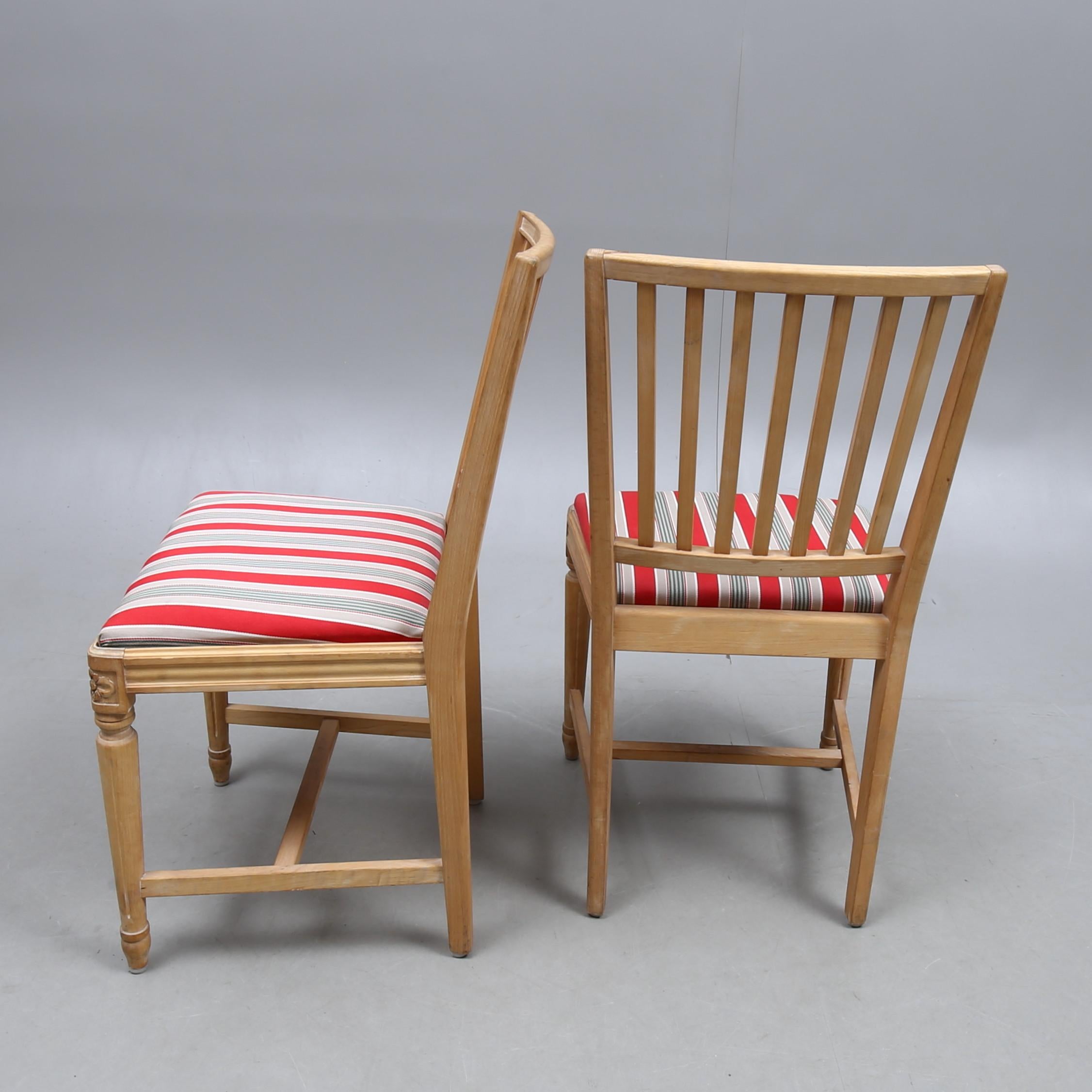 Birch Set of 4 Swedish Classic Leksand Chairs For Sale