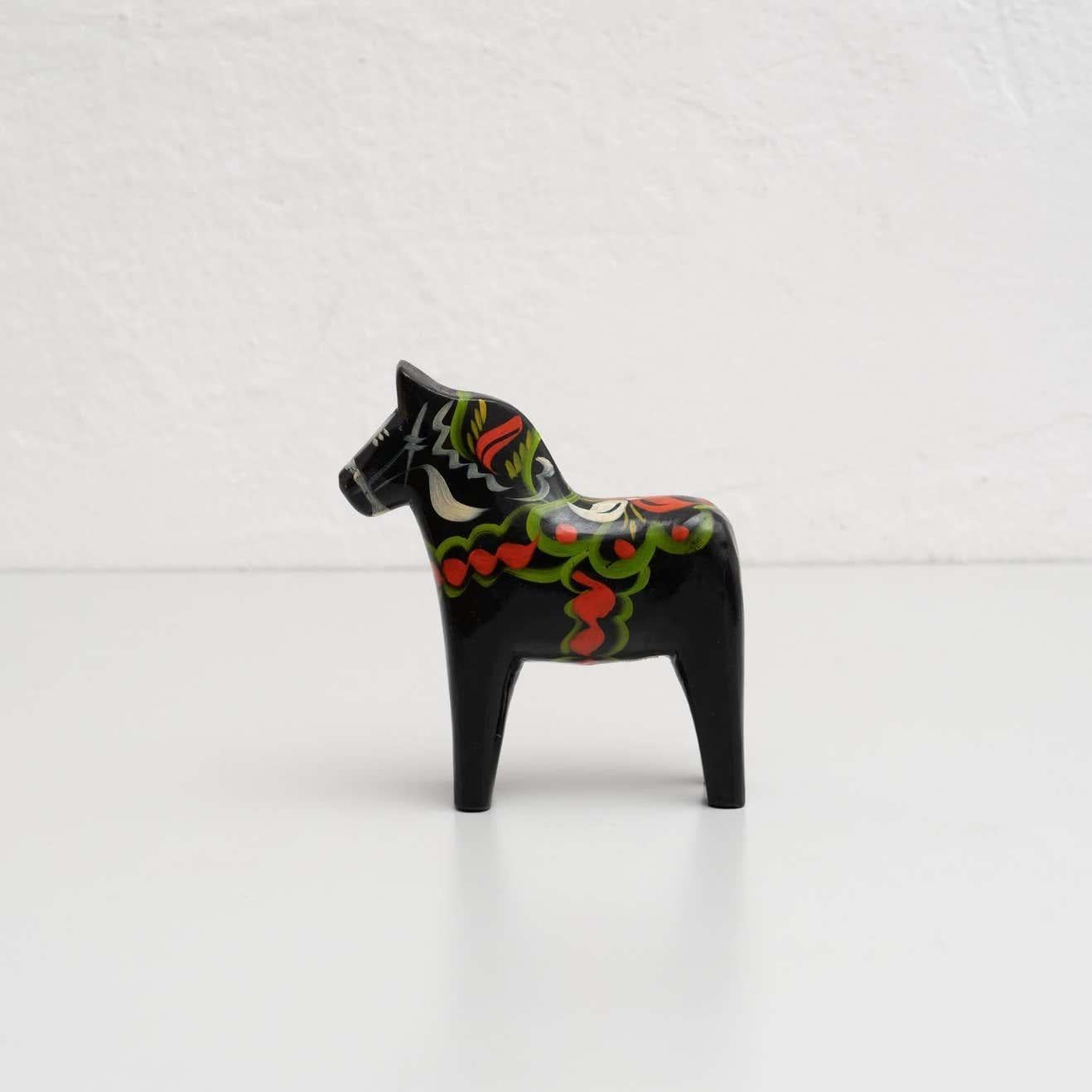 Set of 4 Swedish Folk Wooden Dala Horse Toys, circa 1960 For Sale 9