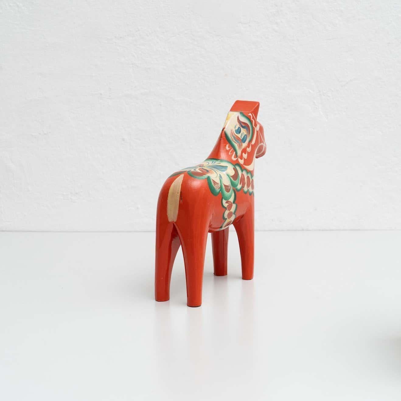 Set of 4 Swedish Folk Wooden Dala Horse Toys, circa 1960 For Sale 2