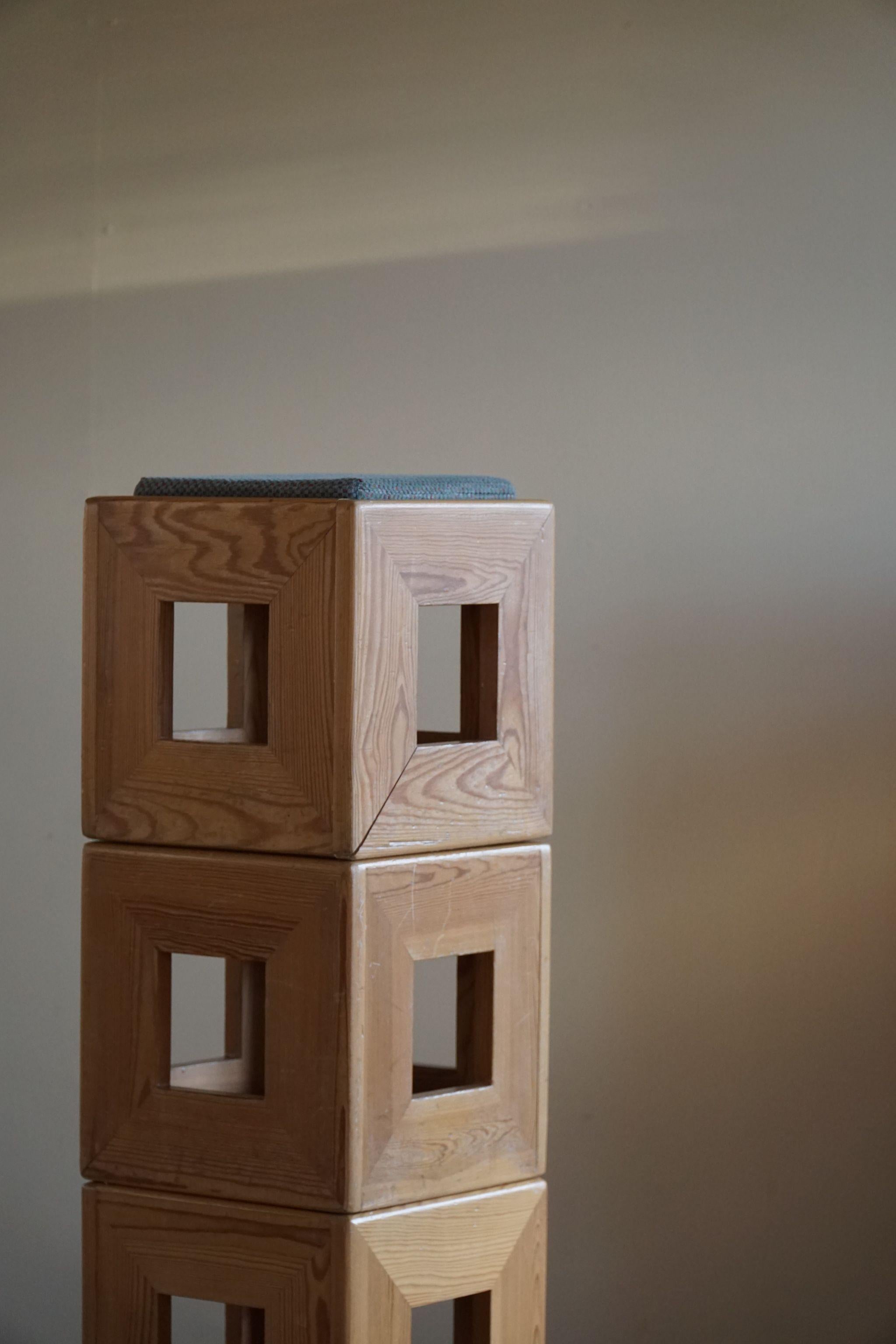 Set of 4 Swedish Mid Century Solid Cubic Pine Stools / Pedistals, Made in 1970s 6