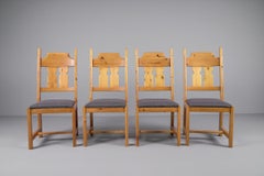 Satz von 4 schwedischen Kiefernholzstühlen von Gilbert Marklund für Furusnickarn AB, 1970er Jahre