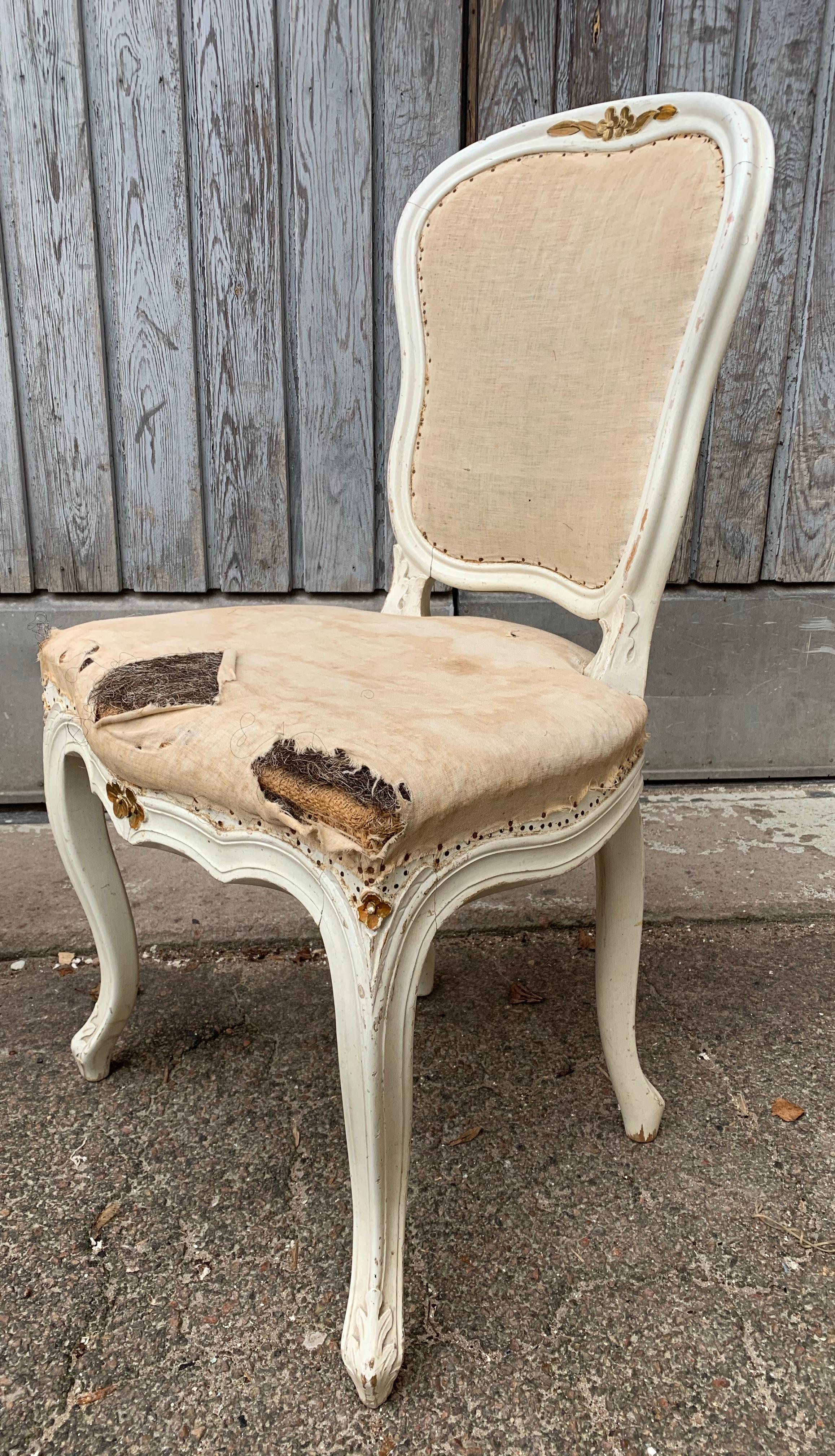 Set of 4 Swedish White Painted 19th Century Rococo Style Chairs 9