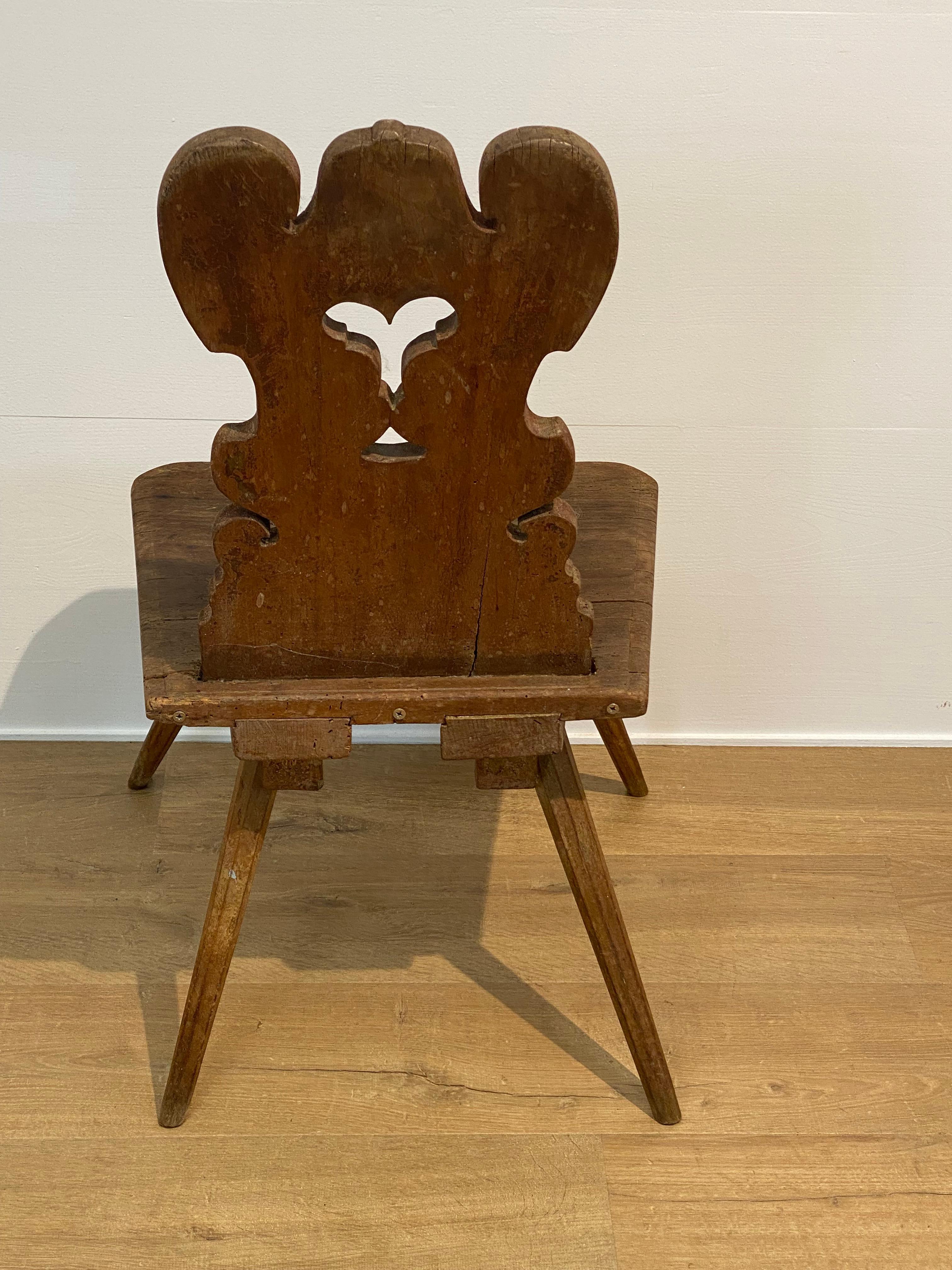 Ensemble de 4 chaises suisses en vente 8