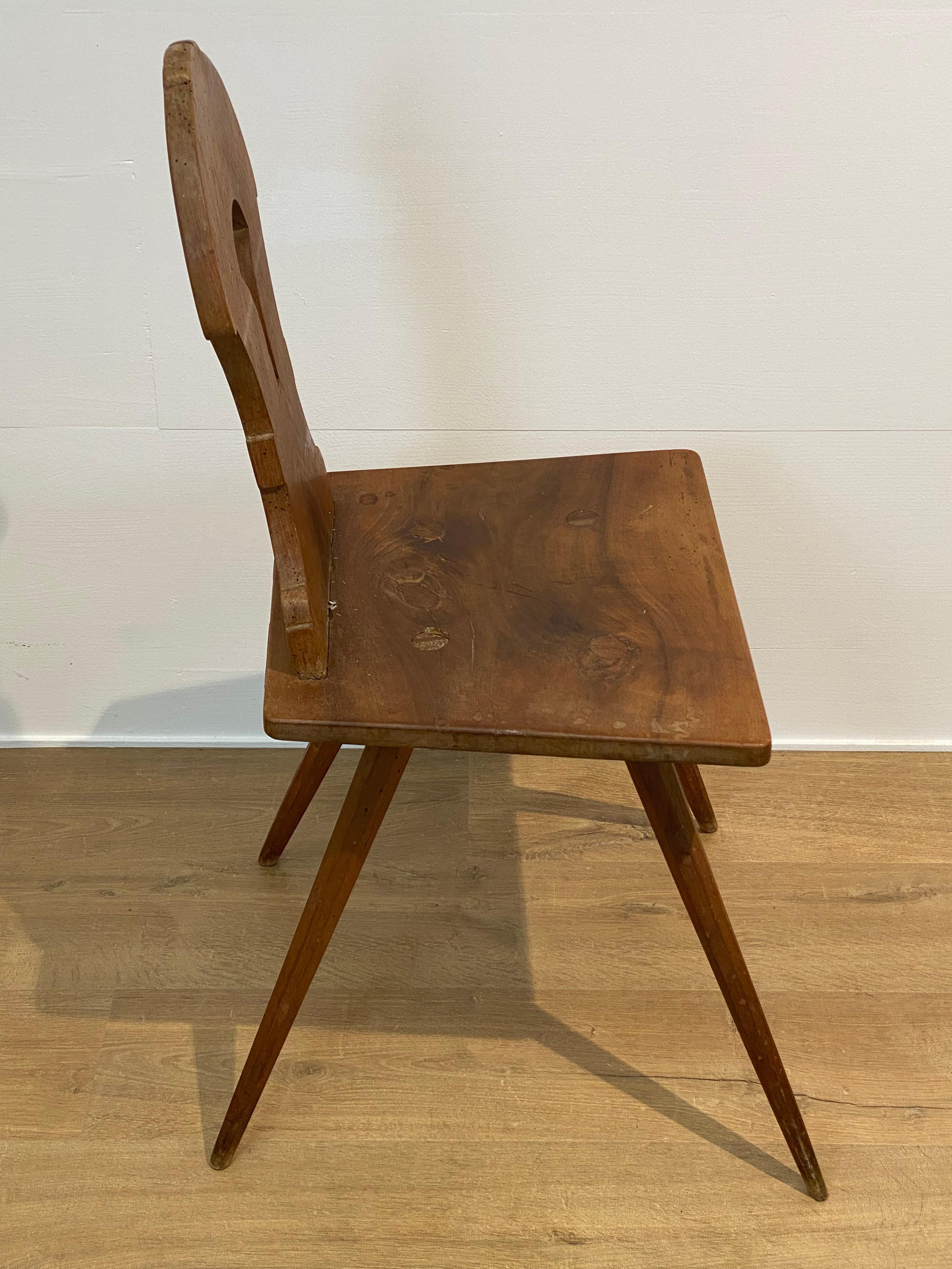 Ensemble de 4 chaises suisses en vente 12