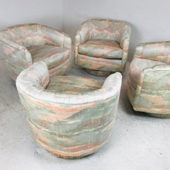 Set of 4 Swivel Club Chairs in the Style of Milo Baughman
