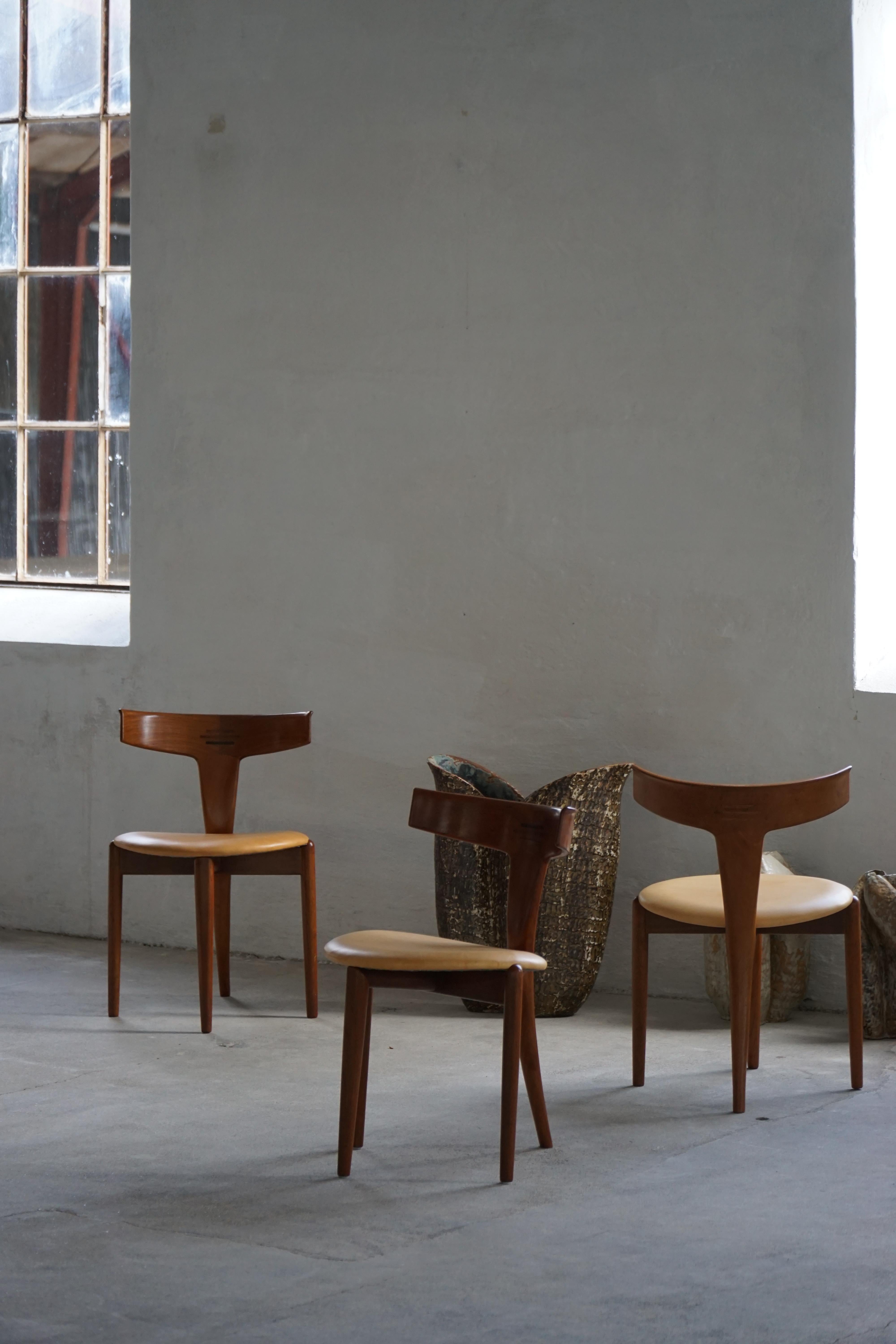 Ensemble de 4 chaises 