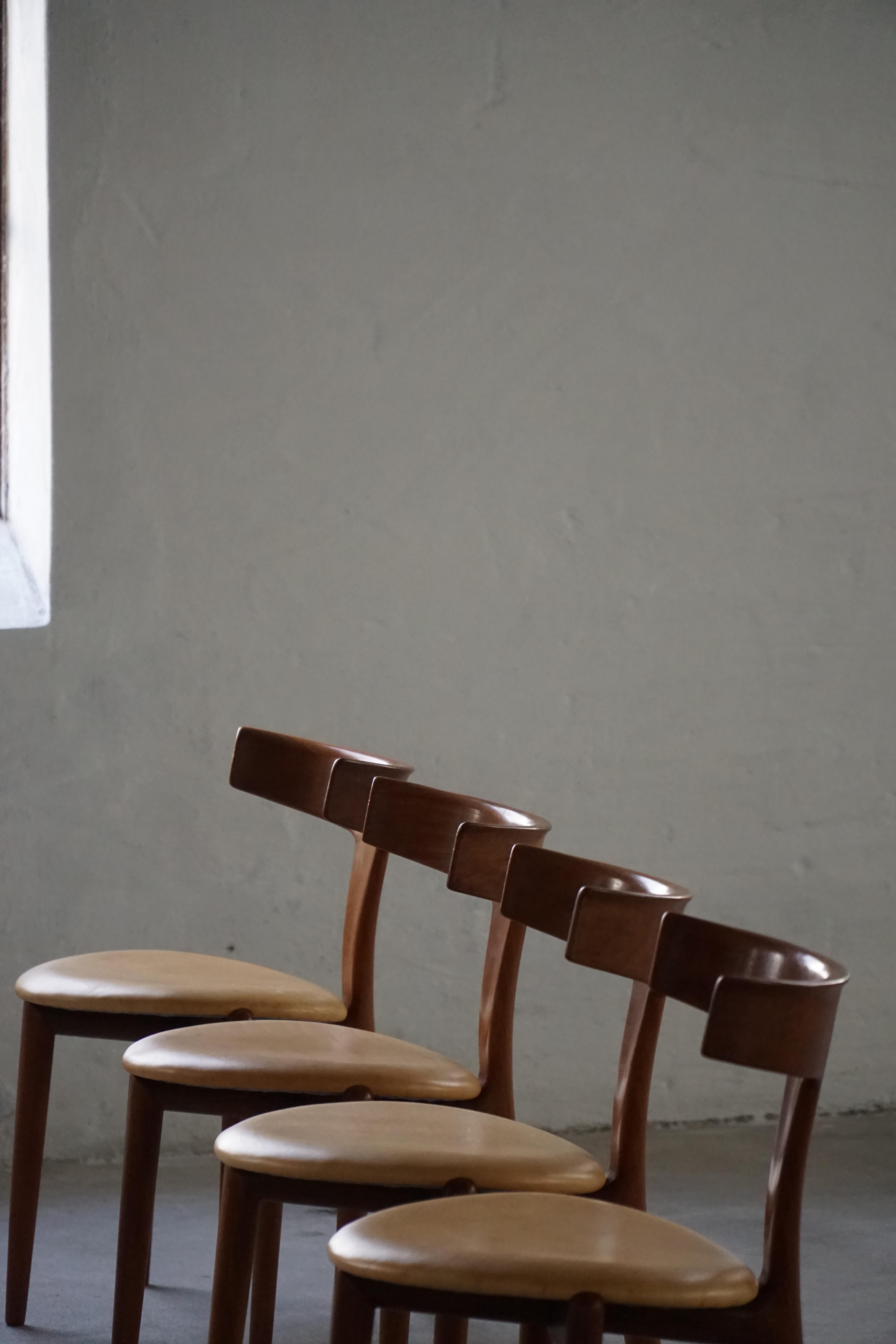 Ensemble de 4 chaises 