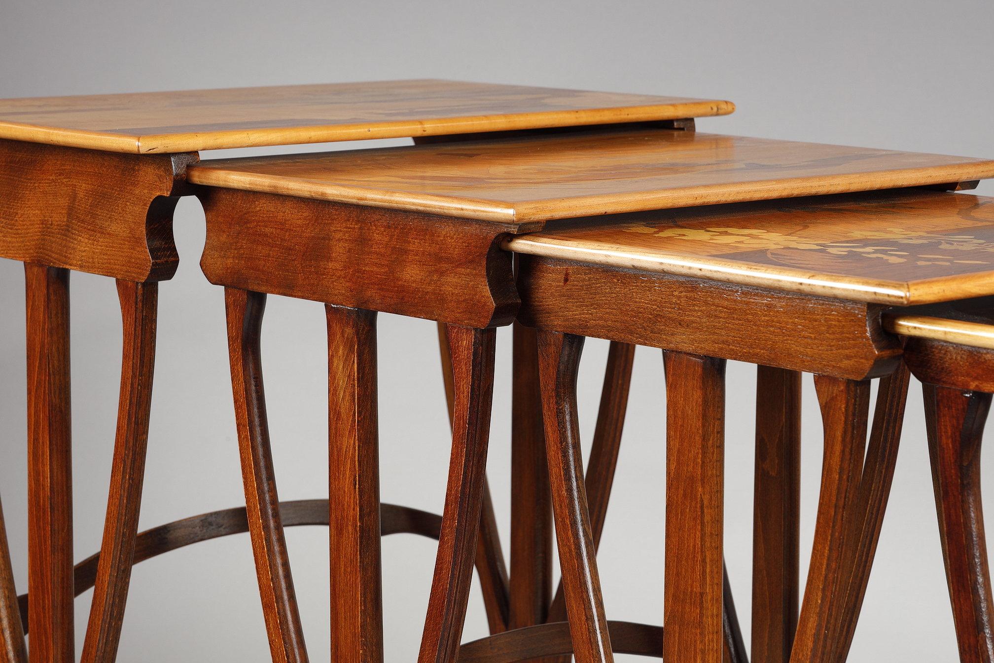 Set of 4 Tables Gigognes signed Gallé For Sale 4