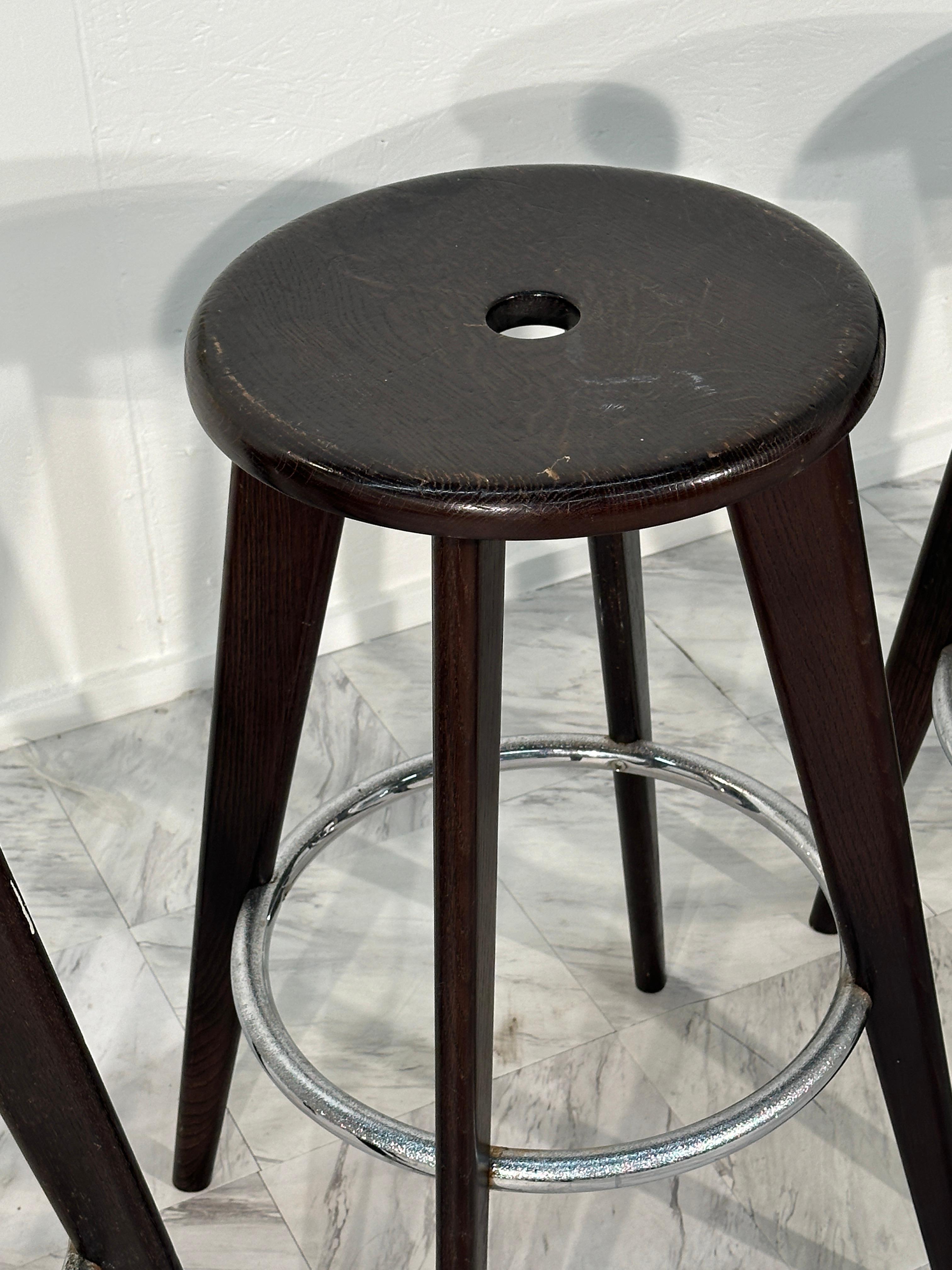 Set of 4 Tabouret Haut Jean Prouvé Bar Stool Vitra Dark Oak In Good Condition For Sale In Los Angeles, CA