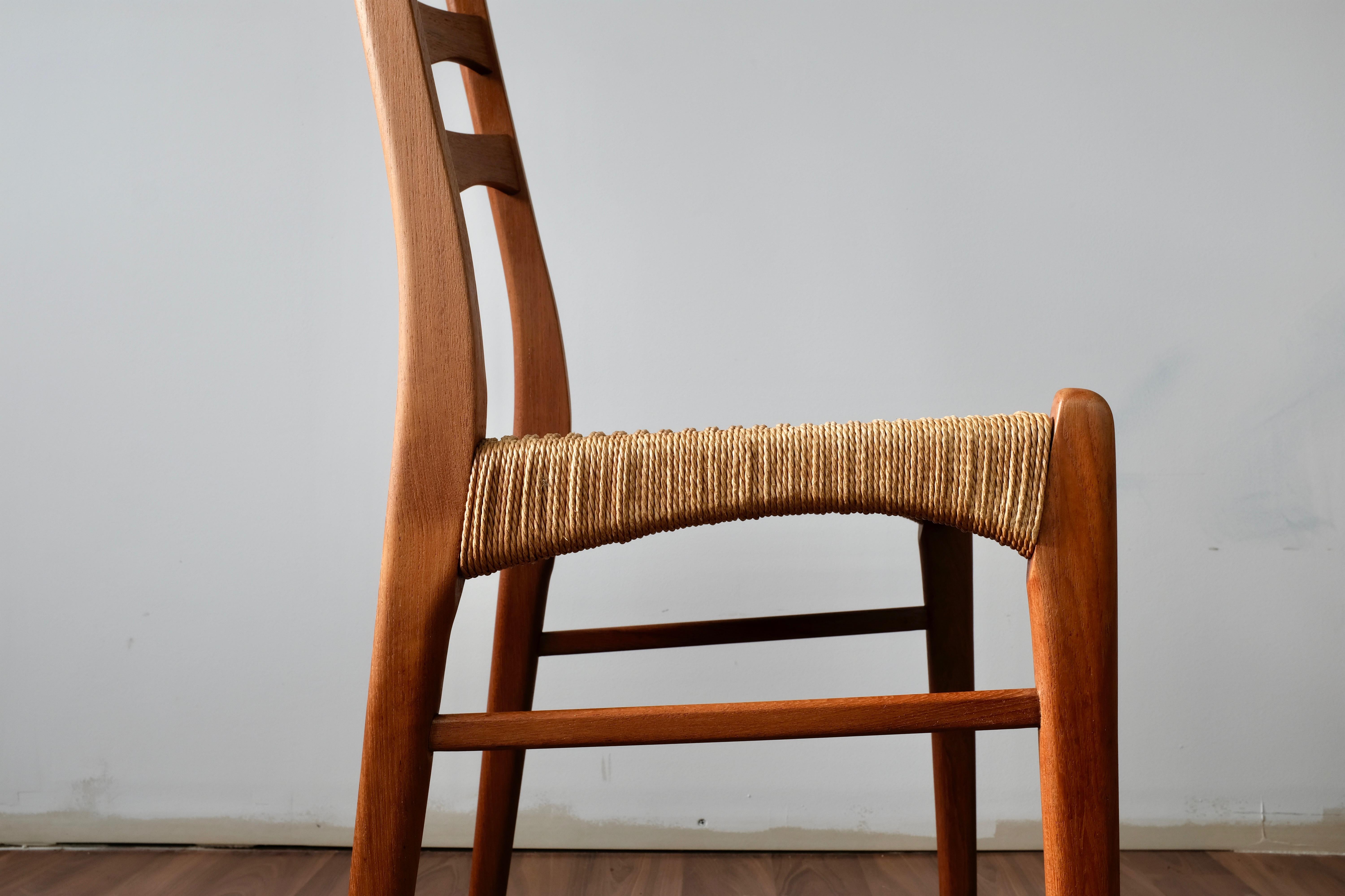 Papercord Set of 4 Teak Dining Chairs by Arne Wahl-Iversen for Glyngøre Stolefabrik For Sale