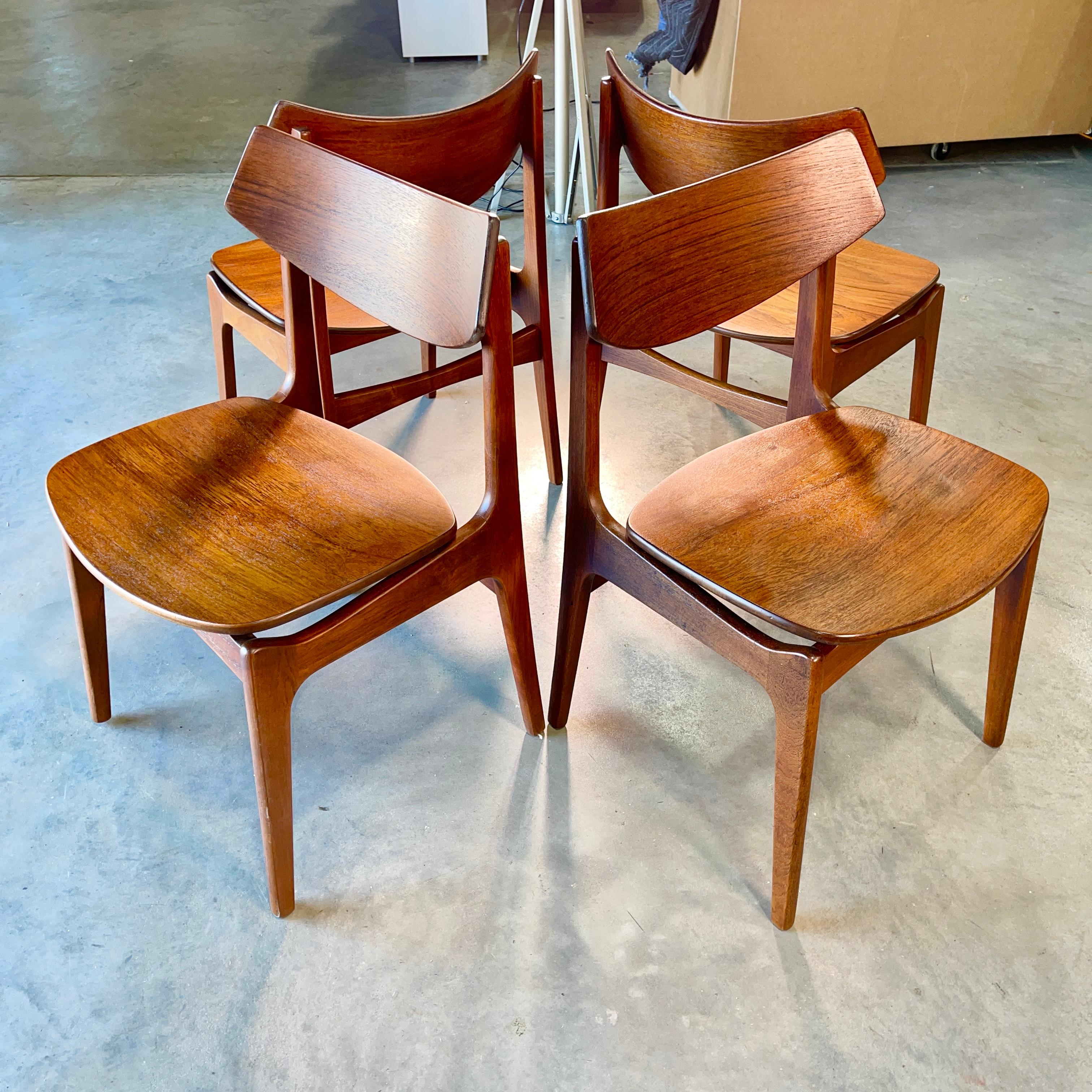 Mid-20th Century Set of 4 Teak Dining Chairs by Erik Buch for Funder-Schmidt & Madsen, Odense