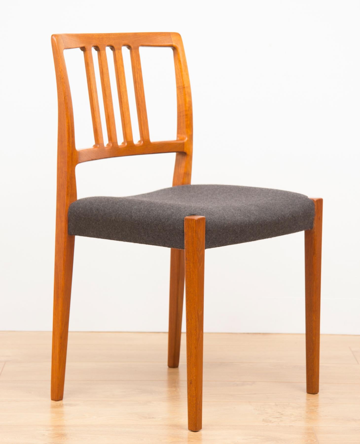 Mid-Century Modern Set of 4 Teak Dining Chairs by Hugo Troeds Bjärnum, Swedish, circa 1960s