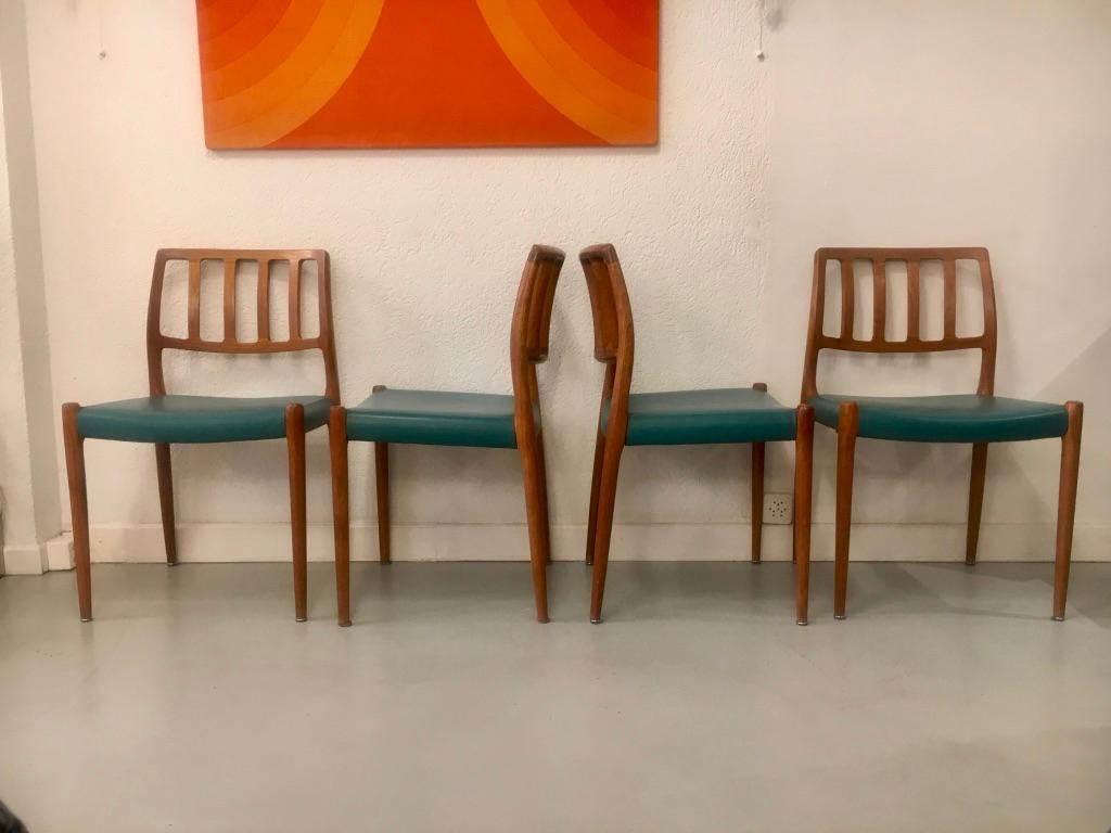 Set of 4 Teak Dining Chairs by Niels O. Møller for J.L. Møllers, Denmark In Good Condition In Geneva, CH