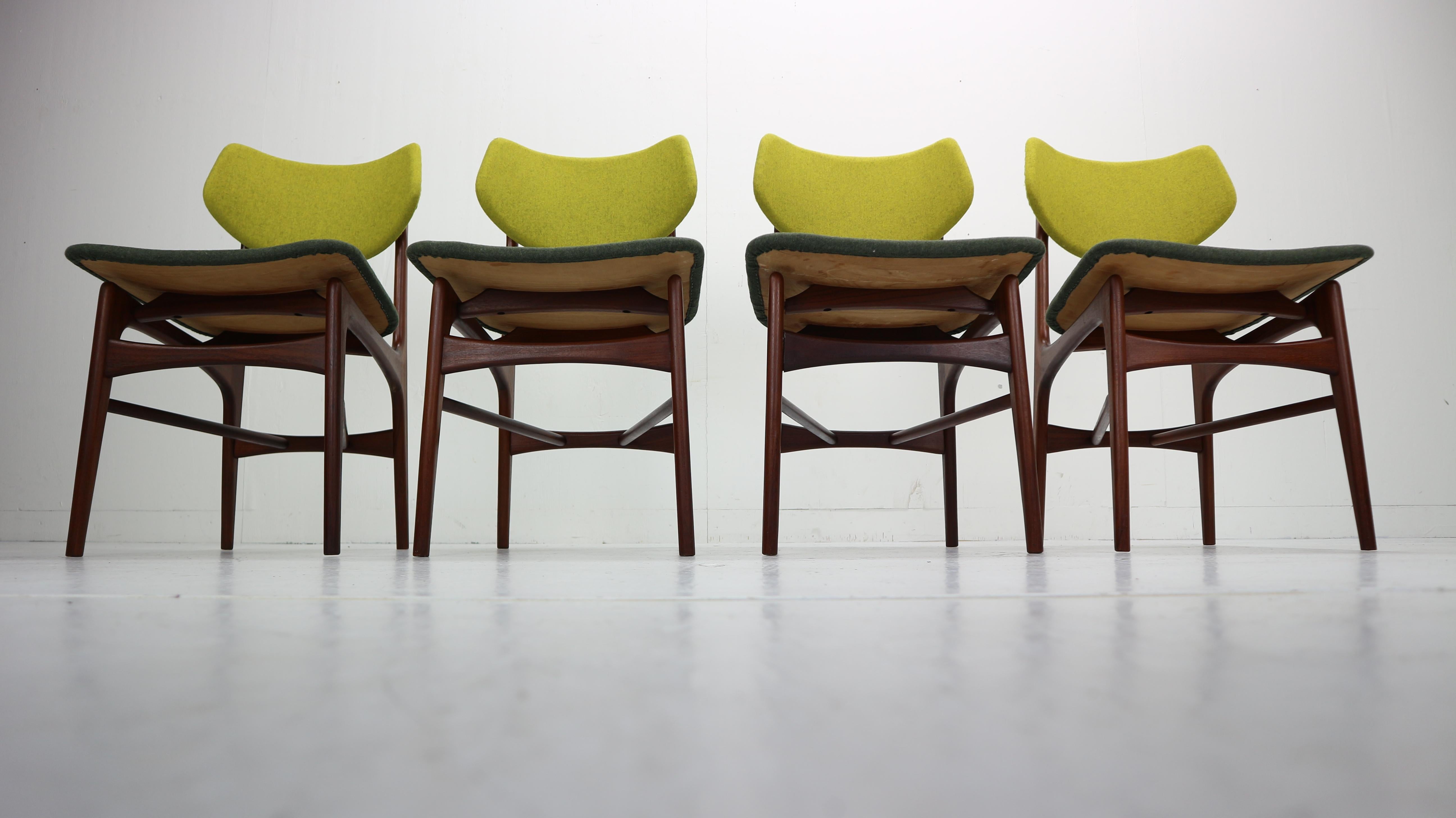 Set of 4- teak dining chairs 