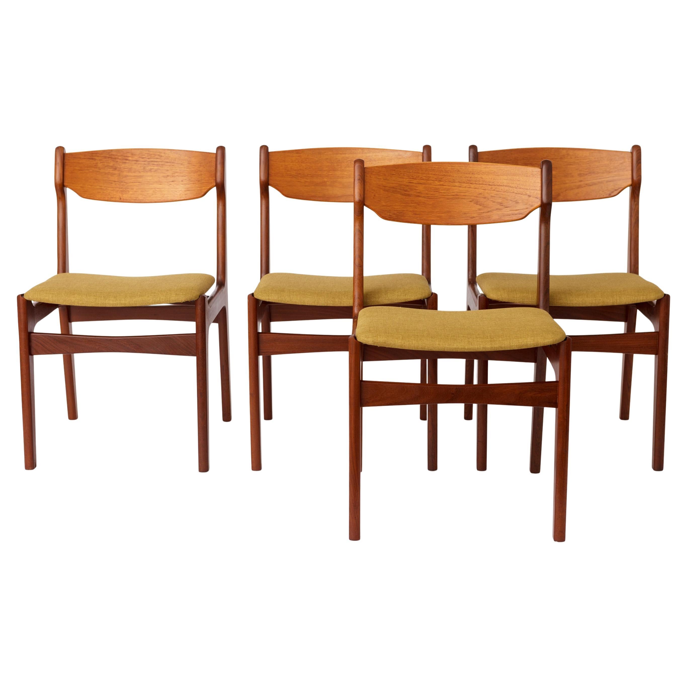 Set of 4 Teak Dining Chairs in the Style of Erik Buch, Mid-Century Modern, 1960s