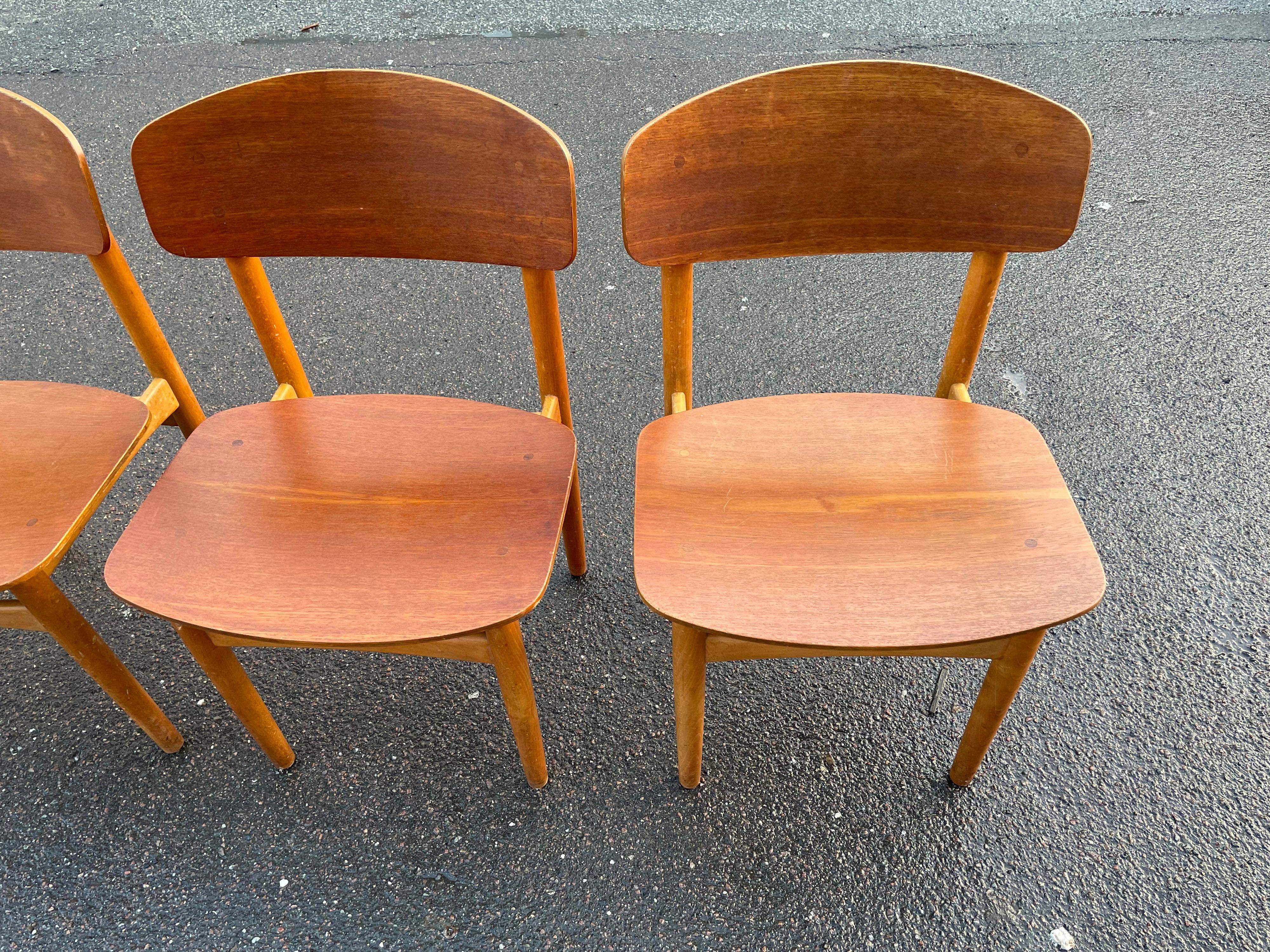 Mid-20th Century Set of 4 Teak Dining Chairs, Model 122, Designed by Børge Mogensen