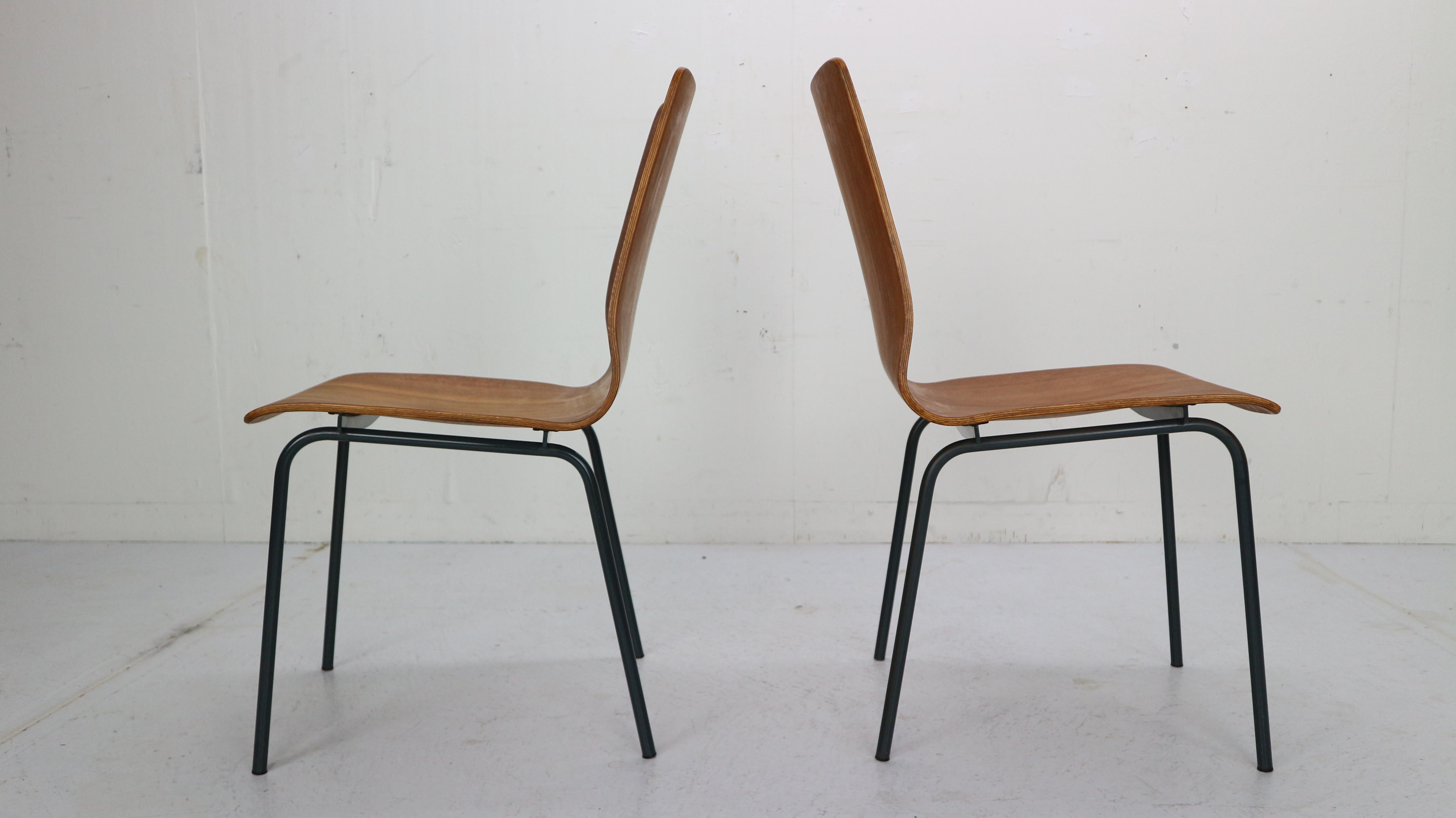 Set of 4 Teak Dinning Room Chairs 