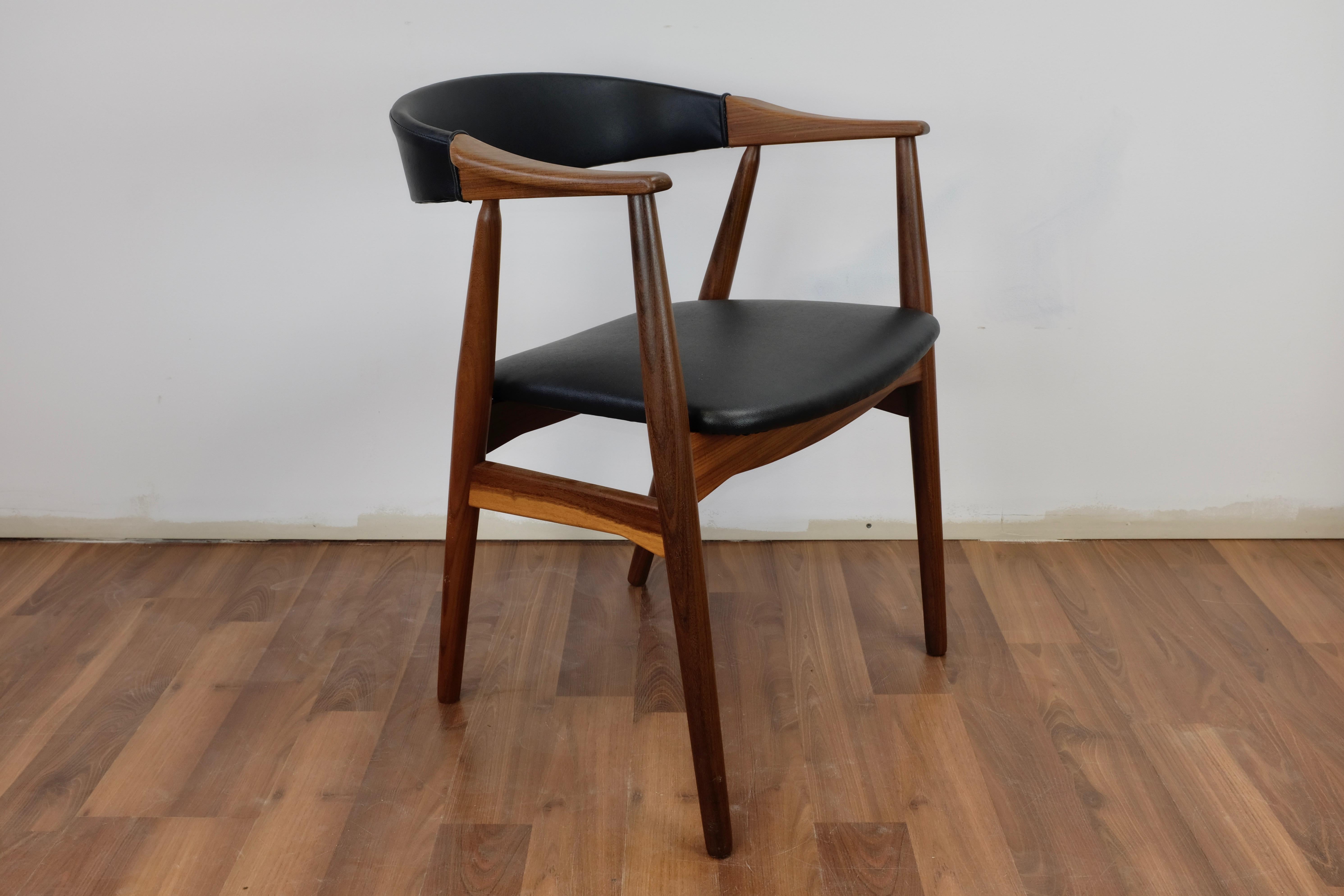 Set of 4 Teak Model 213 Armchairs by Farstrup For Sale 5