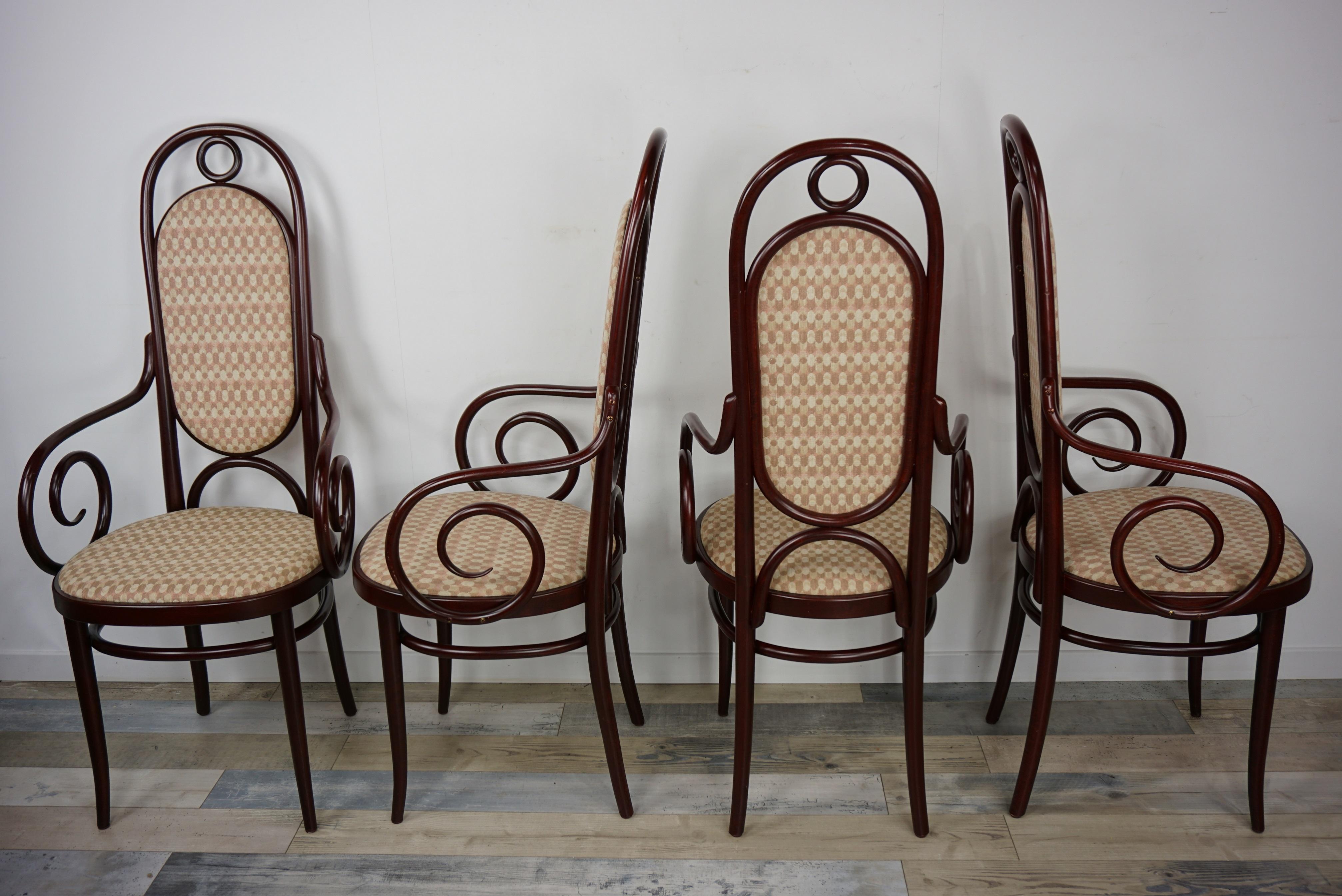 Set of 4 Thonet Bentwood Armchairs N°17 8