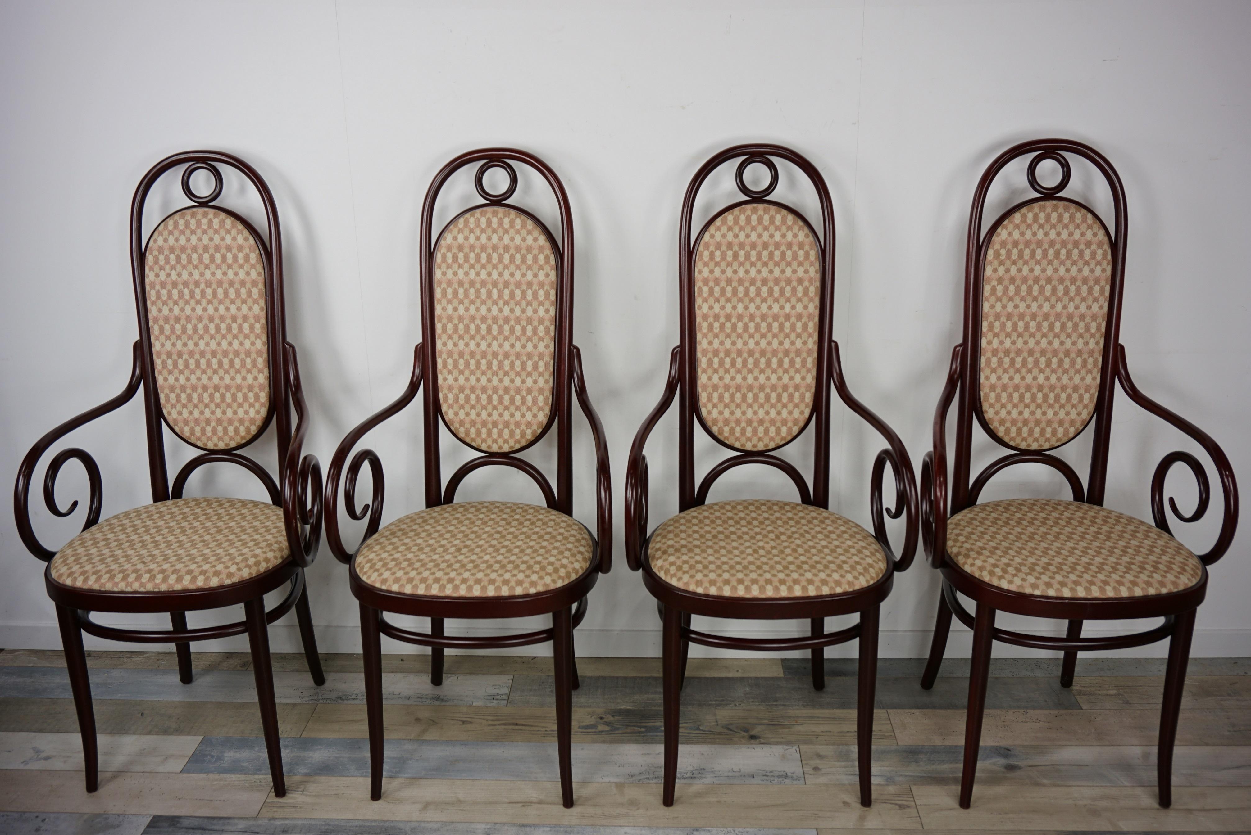 Set of 4 Thonet Bentwood Armchairs N°17 1