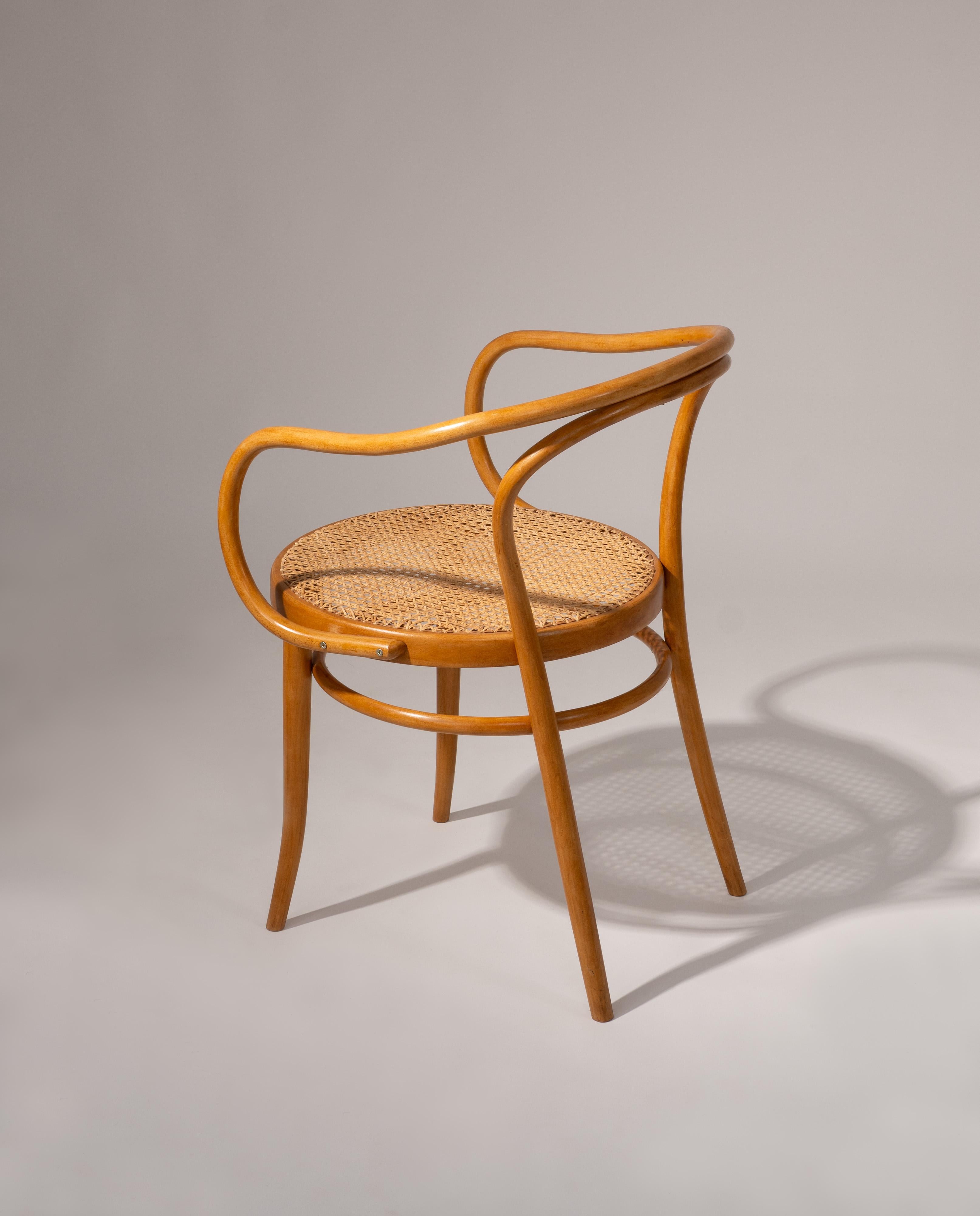 Ensemble de 4 chaises Thonet, Model No 209, fabriquées par Ligna 1960 Bon état - En vente à Kampen, NL