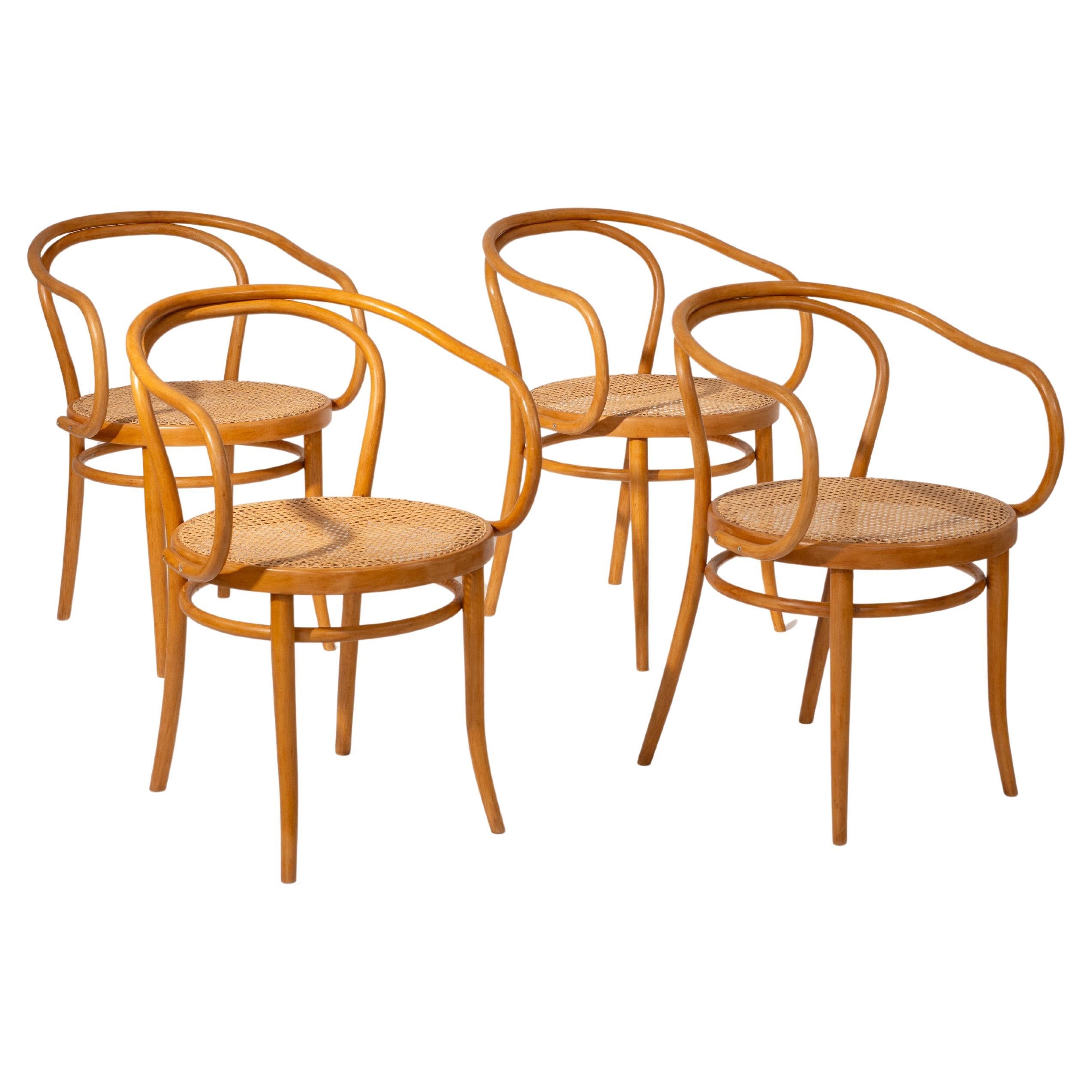 Ensemble de 4 chaises Thonet, Model No 209, fabriquées par Ligna 1960 en vente