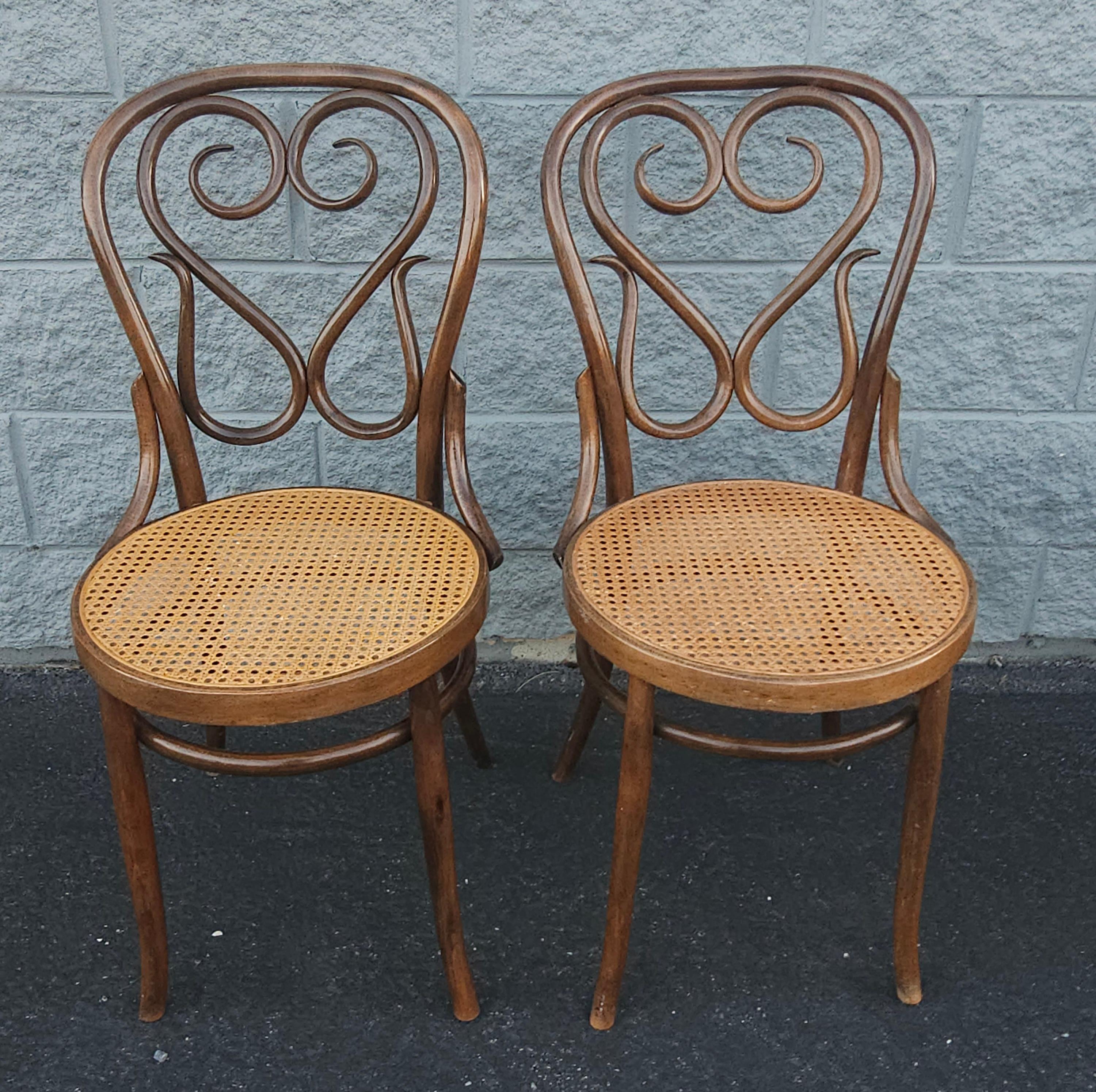 Lot de 4 Thonet n° 4  Chaises en bois de café Daum de Salvatore Leone, vers les années 1960 Bon état - En vente à Germantown, MD