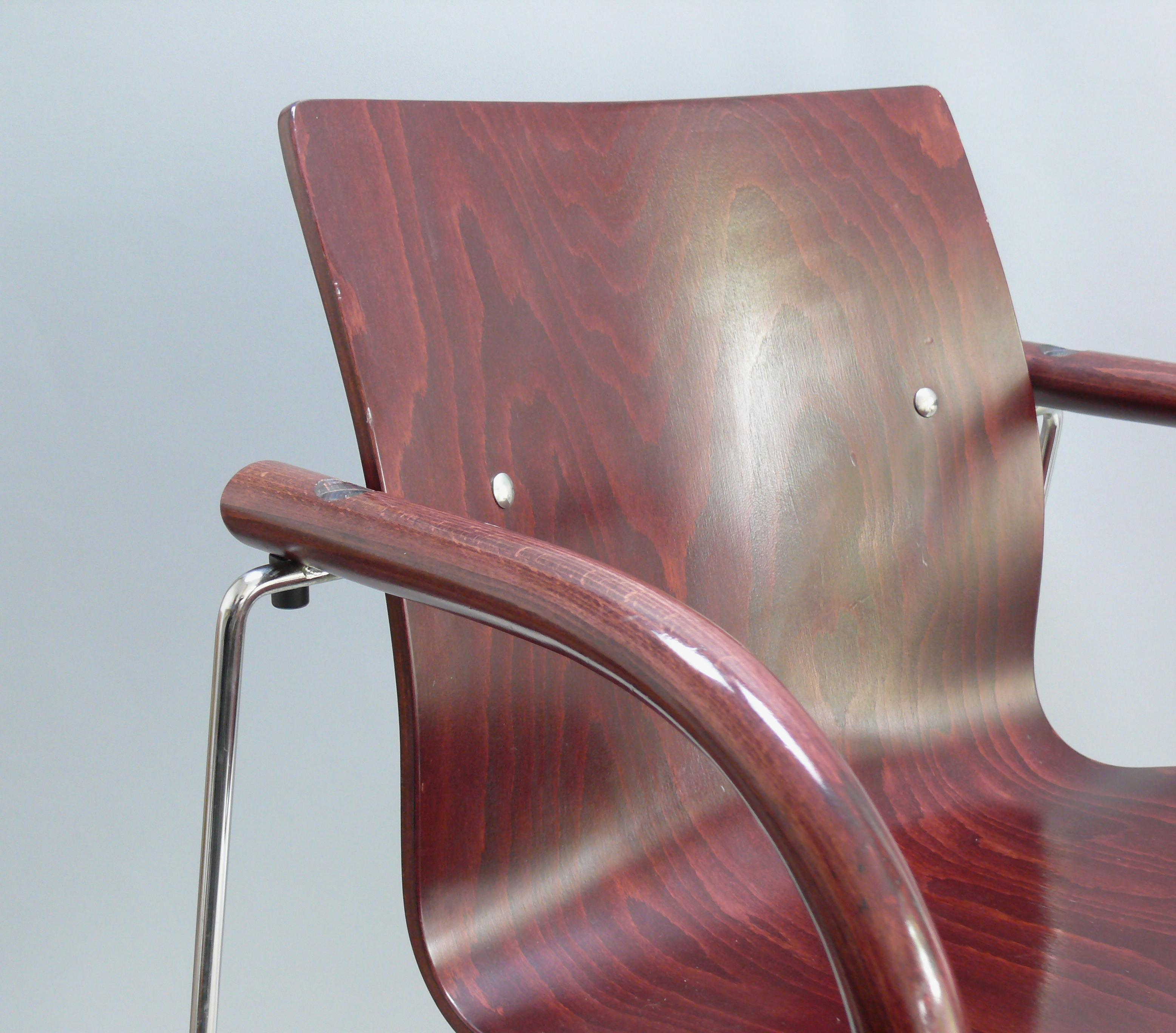 Set of 4 THONET S320 Stacking Chairs designed by Ulrich Boehme & Wulf Schneider For Sale 1