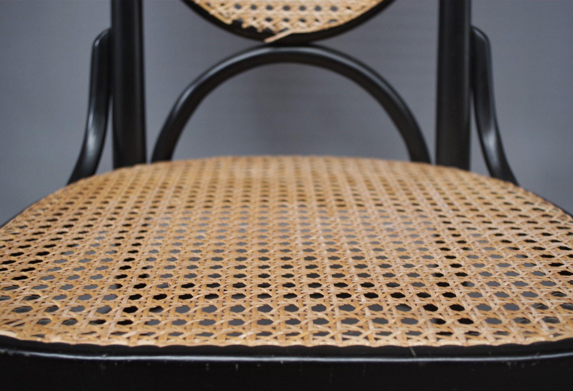 Set of 4 Thonet-Style Bentwood Chairs with Vienna Straw, 1980s In Good Condition For Sale In Manzano, IT