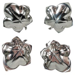 Lot de 4 plats à noix Tiffany en argent sterling avec feuilles, de style moderne du milieu du siècle dernier