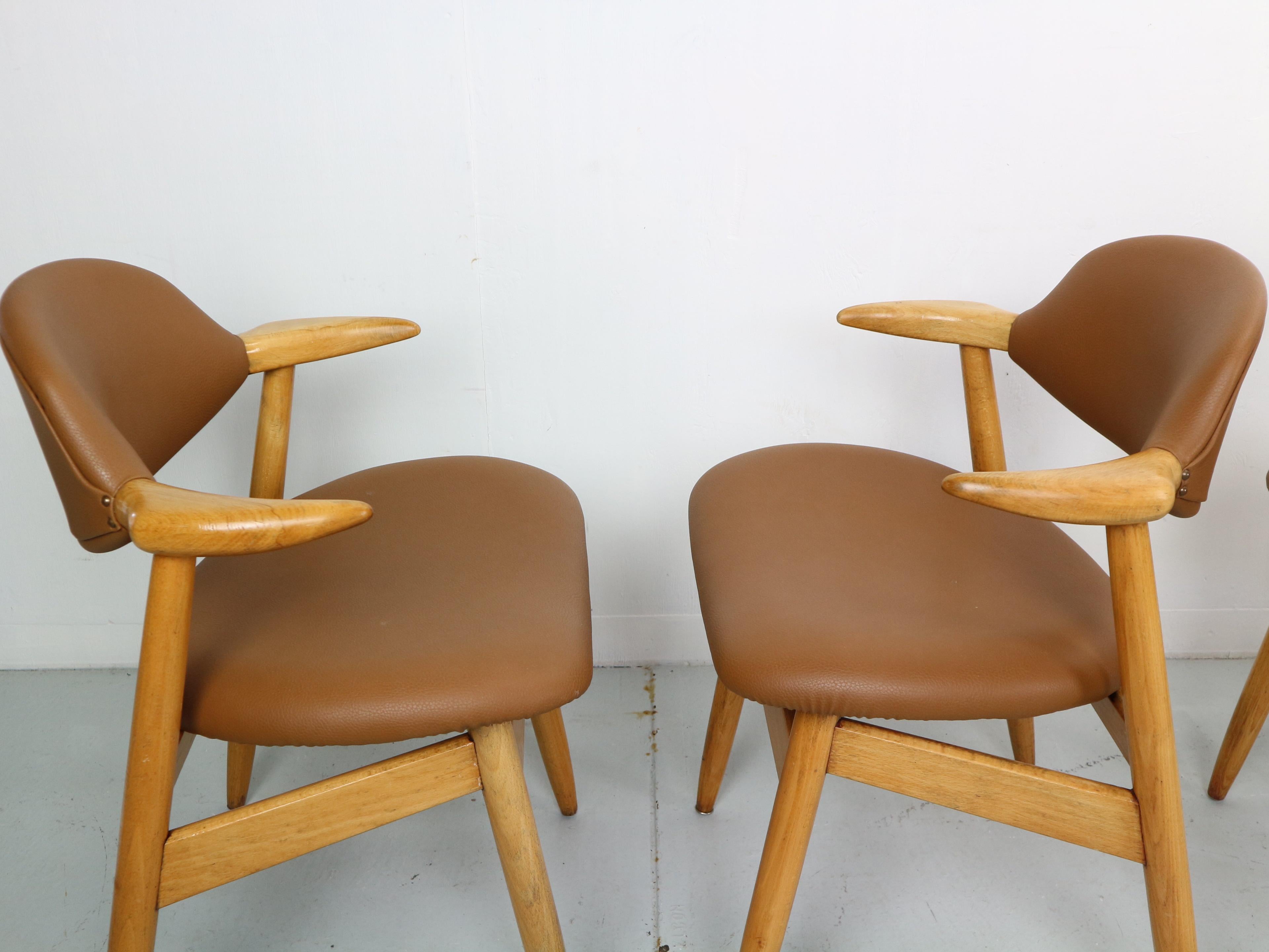 Set of 4 Tijsseling Cowhorn Chair Propos Hulmefa, the Netherlands, 1960 10