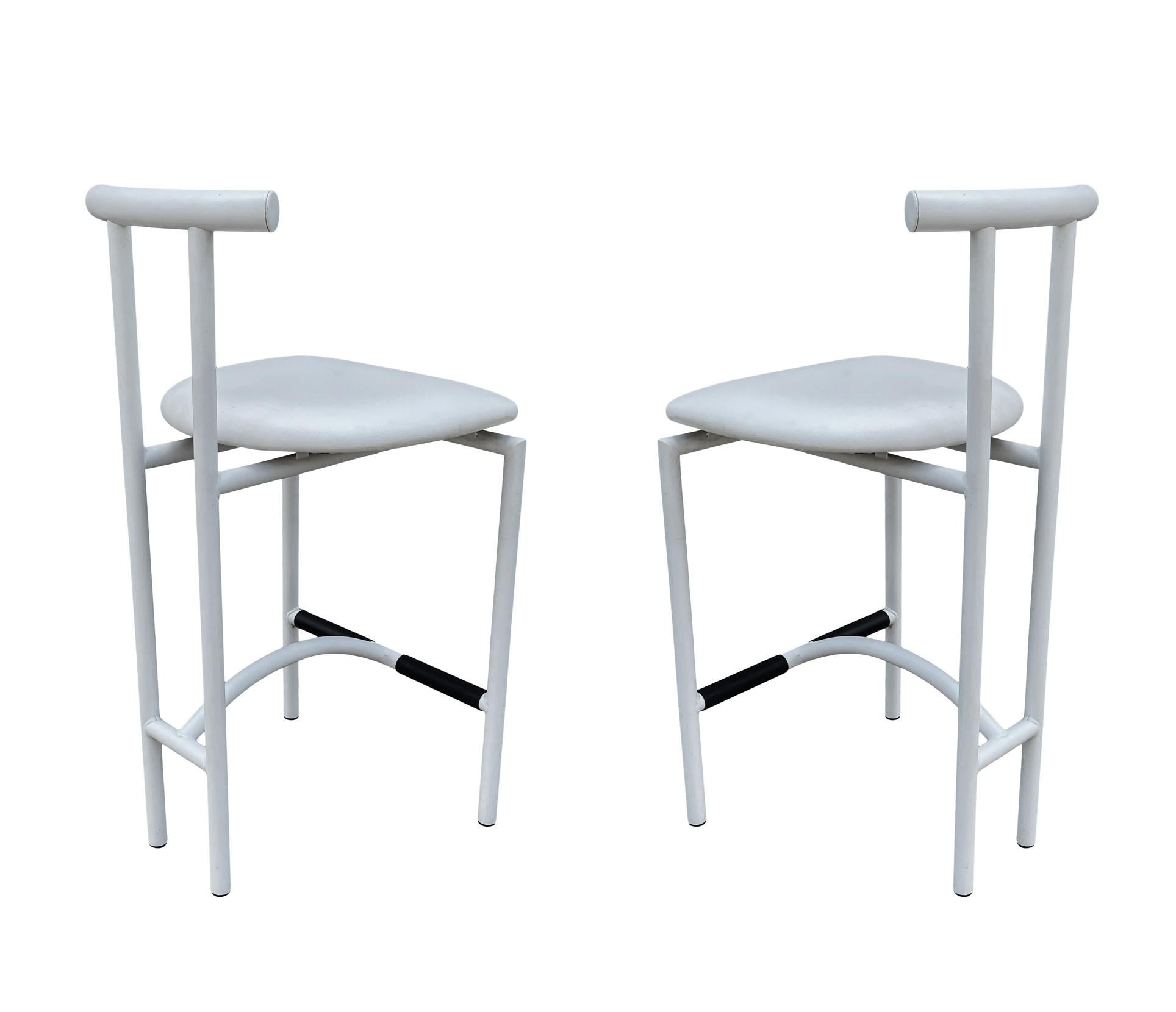 Set of 4 Tokyo Mid Century Post Modern Bar or Counter Stools in White from Italy 3