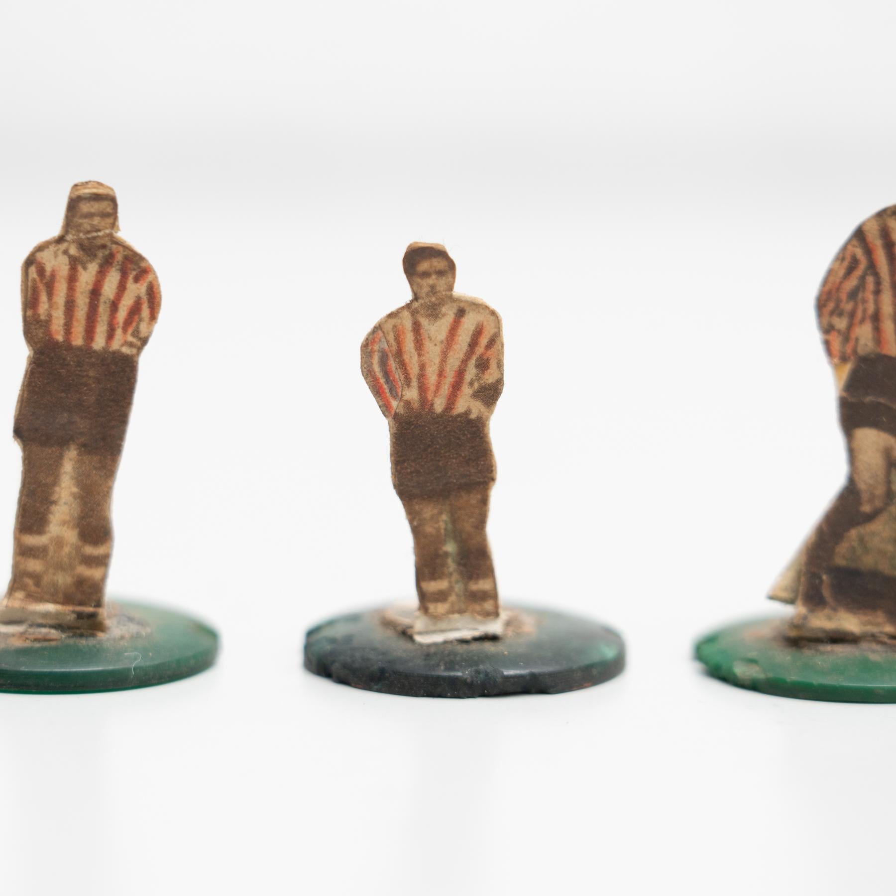 Set of 4 Traditional Antique Button Soccer Game Figures, circa 1950 In Good Condition For Sale In Barcelona, Barcelona