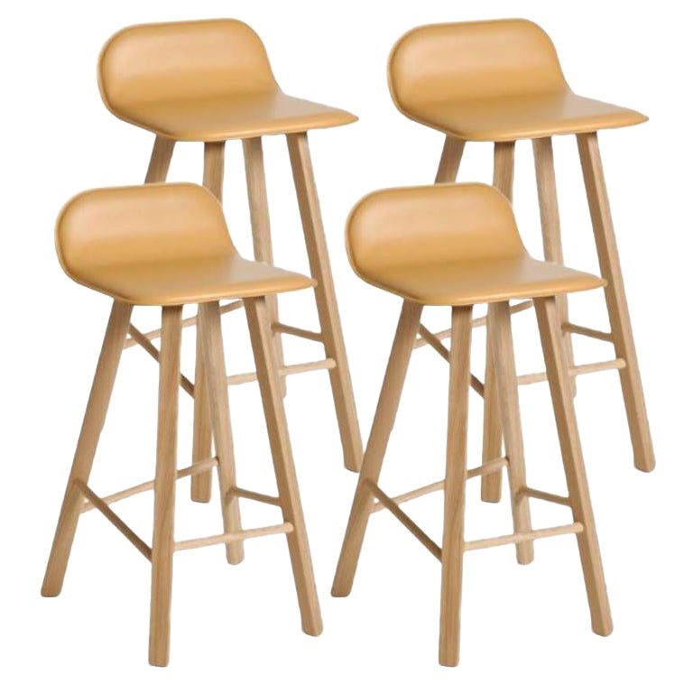 Set di 4 sgabelli Tria con schienale basso in pelle naturale di Colé Italia