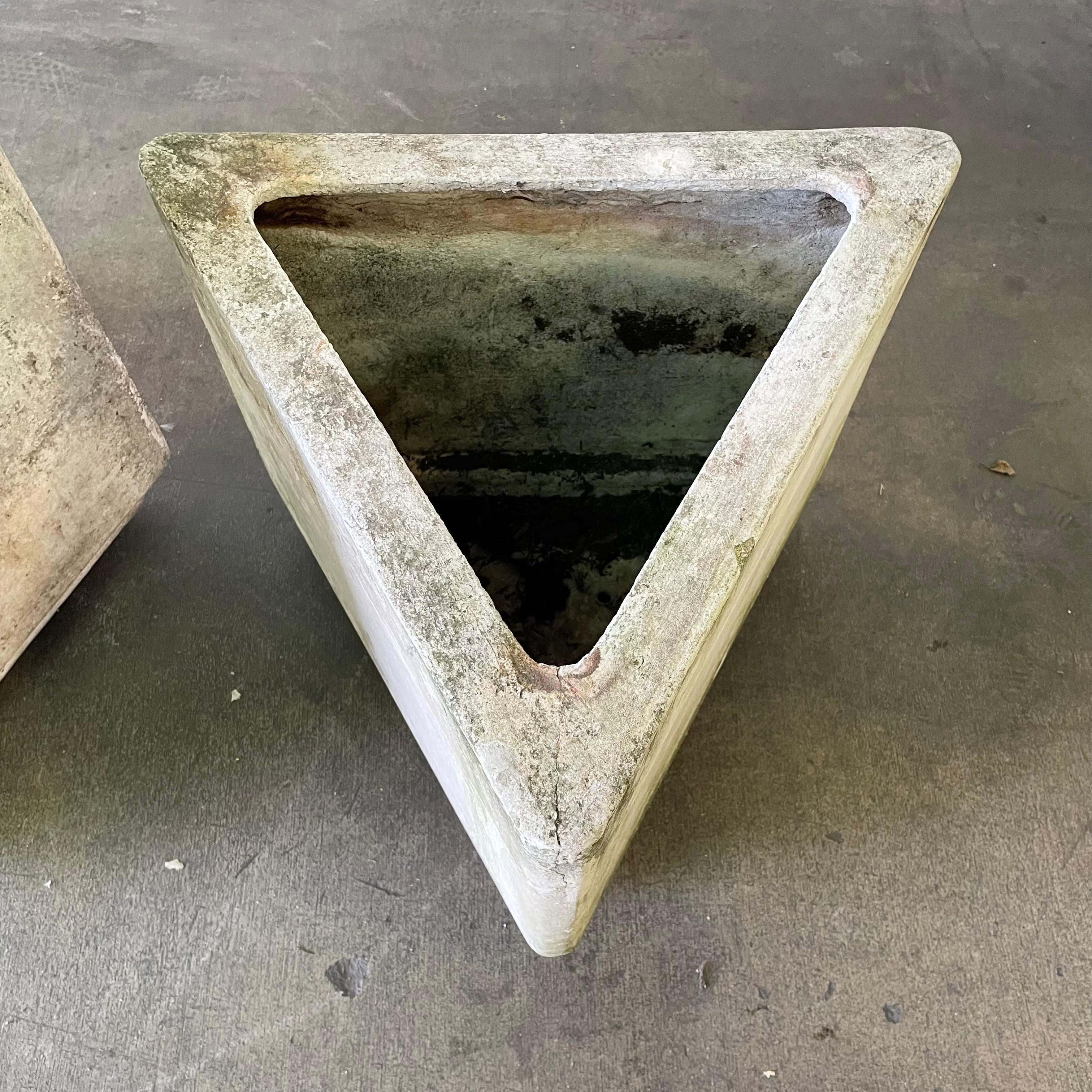 Set of 4 Triangular Planters by Willy Guhl 5