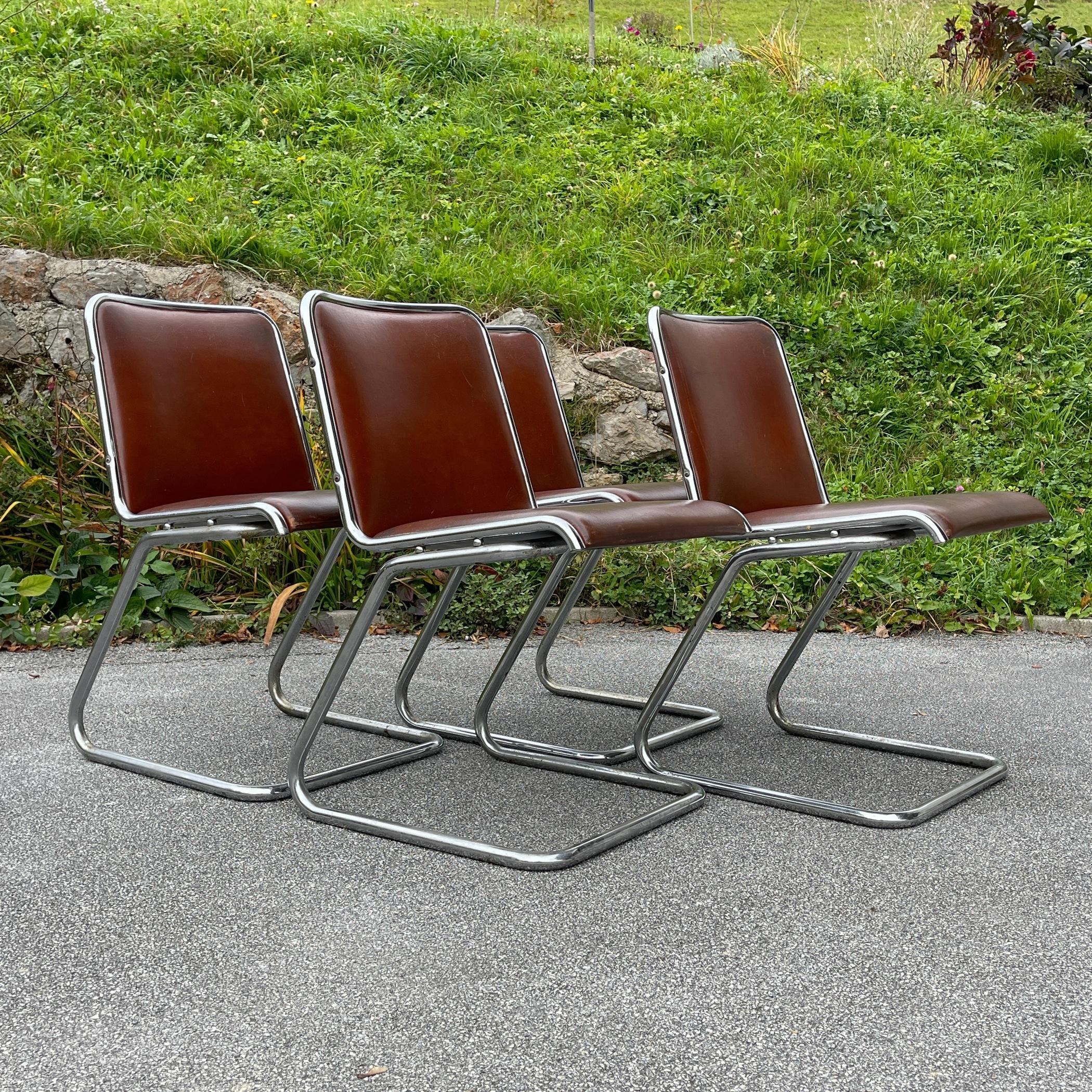 Italian Set of 4 Tubular Frame Cantilever Dining Chairs, Italy, 1970s