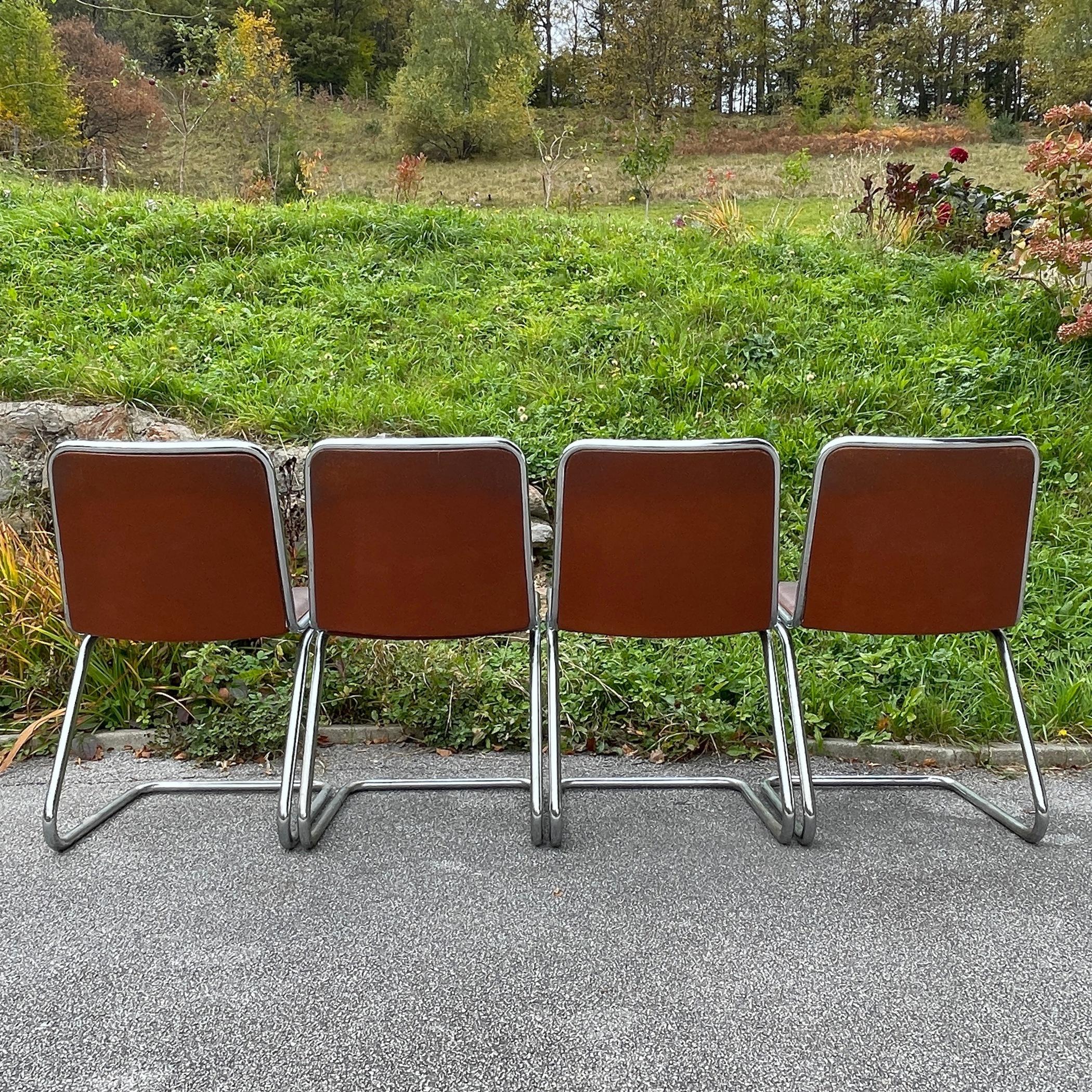 Set of 4 Tubular Frame Cantilever Dining Chairs, Italy, 1970s In Good Condition In Miklavž Pri Taboru, SI