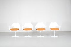 Set of 4 Tulip armchairs by Eero Saarinen for Knoll International - 1960s